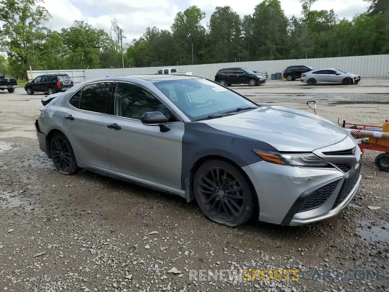 4 Photograph of a damaged car 4T1K61AKXNU499768 TOYOTA CAMRY 2022