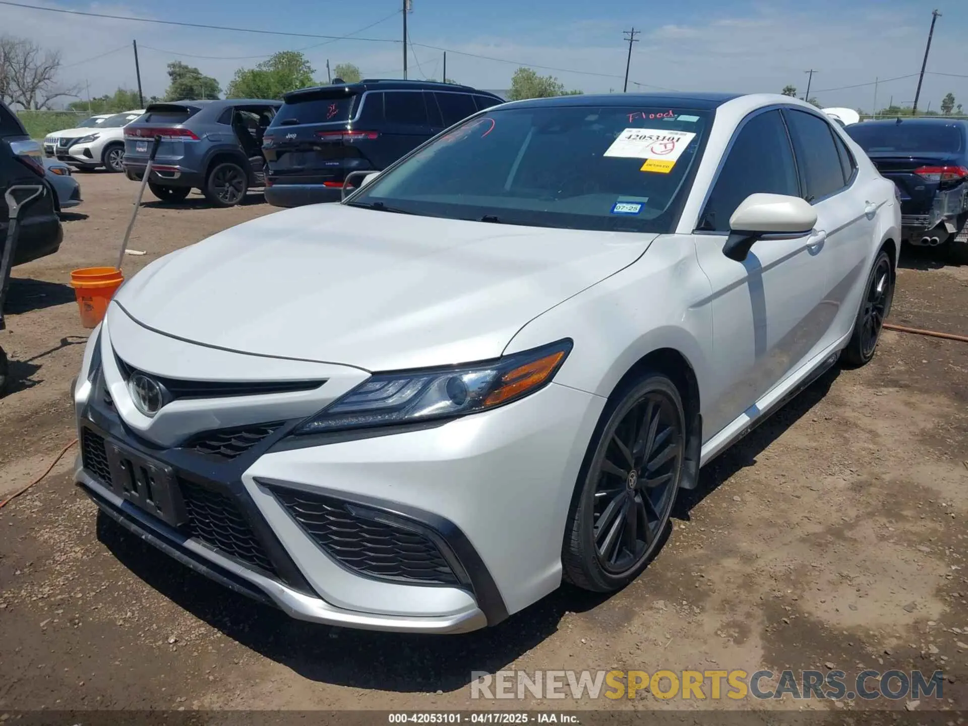 6 Photograph of a damaged car 4T1K61AKXNU710550 TOYOTA CAMRY 2022