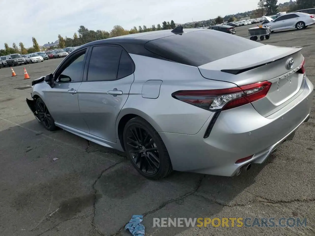 2 Фотография поврежденного автомобиля 4T1KZ1AK1NU070056 TOYOTA CAMRY 2022