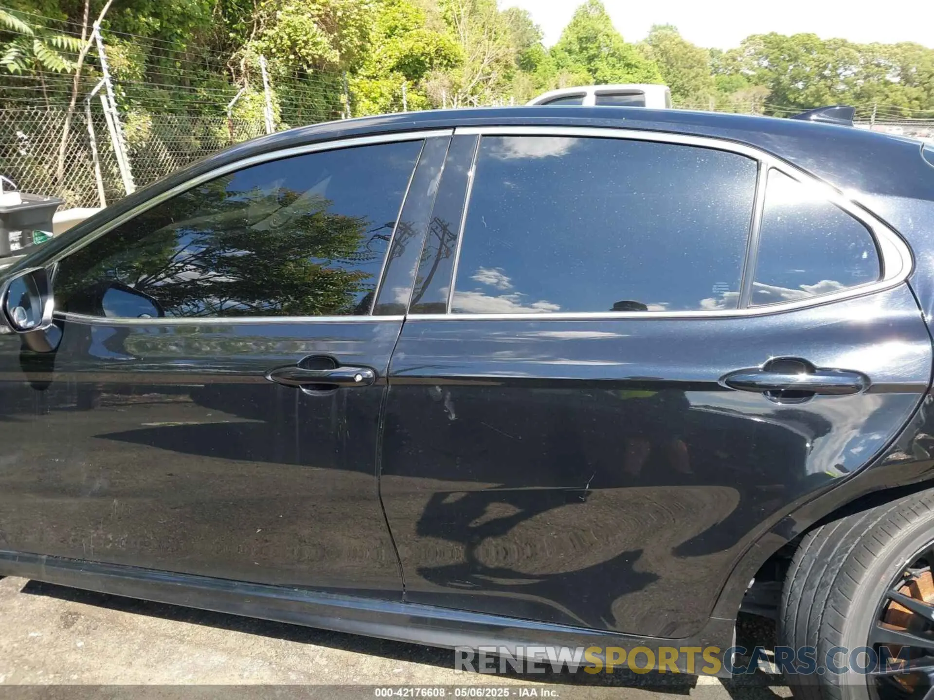 14 Photograph of a damaged car 4T1KZ1AK2NU064511 TOYOTA CAMRY 2022