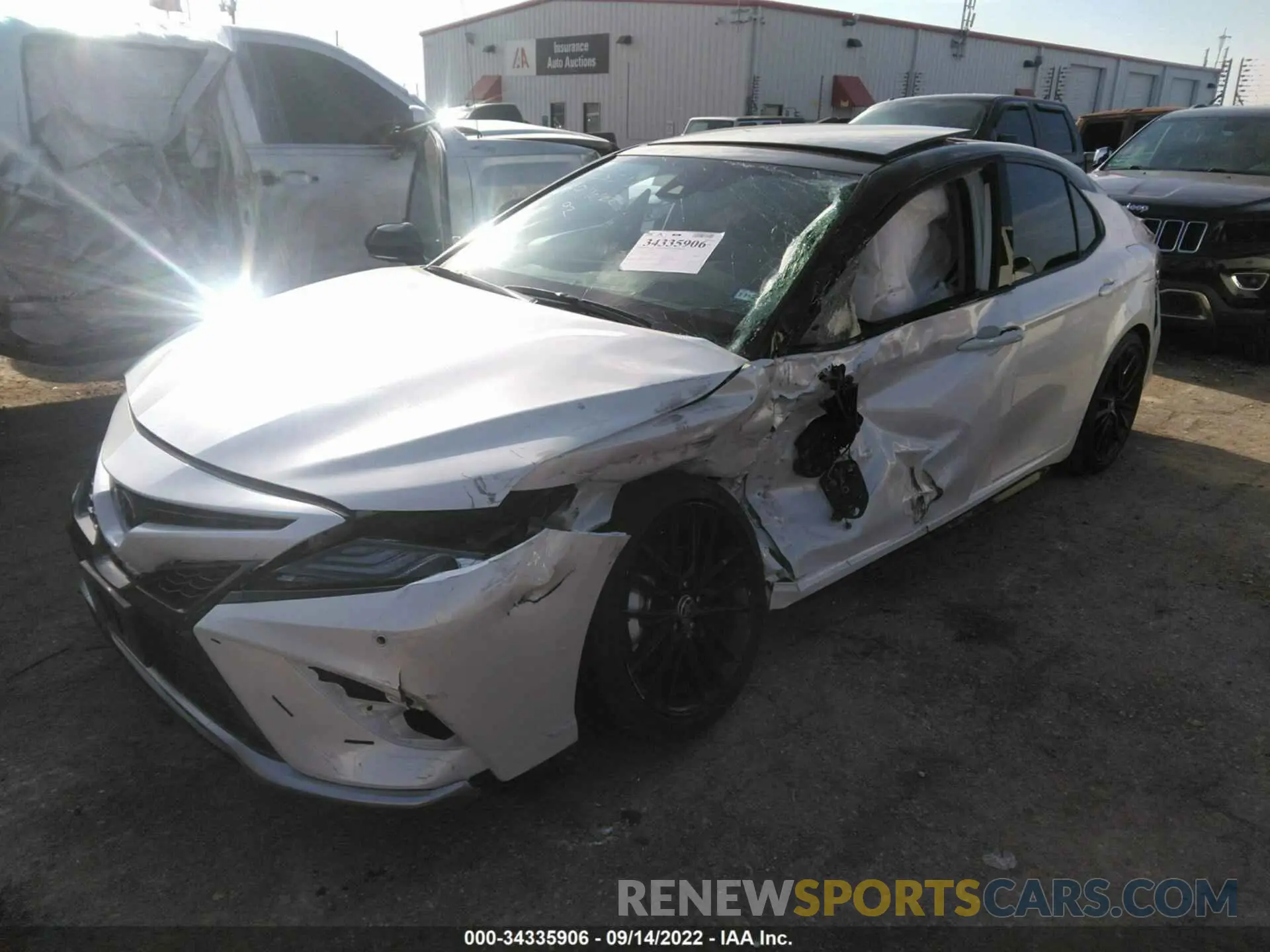 2 Photograph of a damaged car 4T1KZ1AK3NU061844 TOYOTA CAMRY 2022