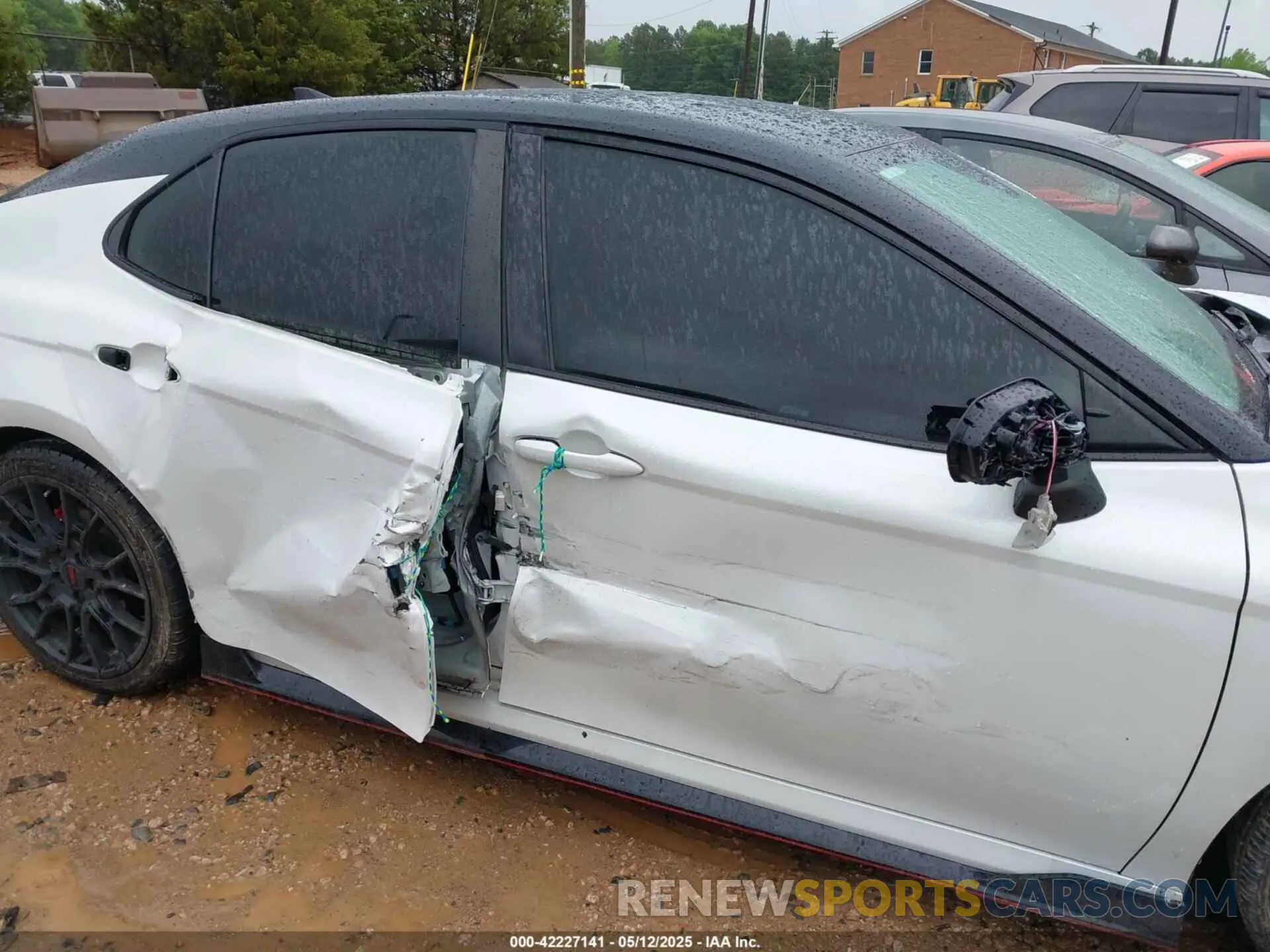 6 Photograph of a damaged car 4T1KZ1AK3NU062119 TOYOTA CAMRY 2022