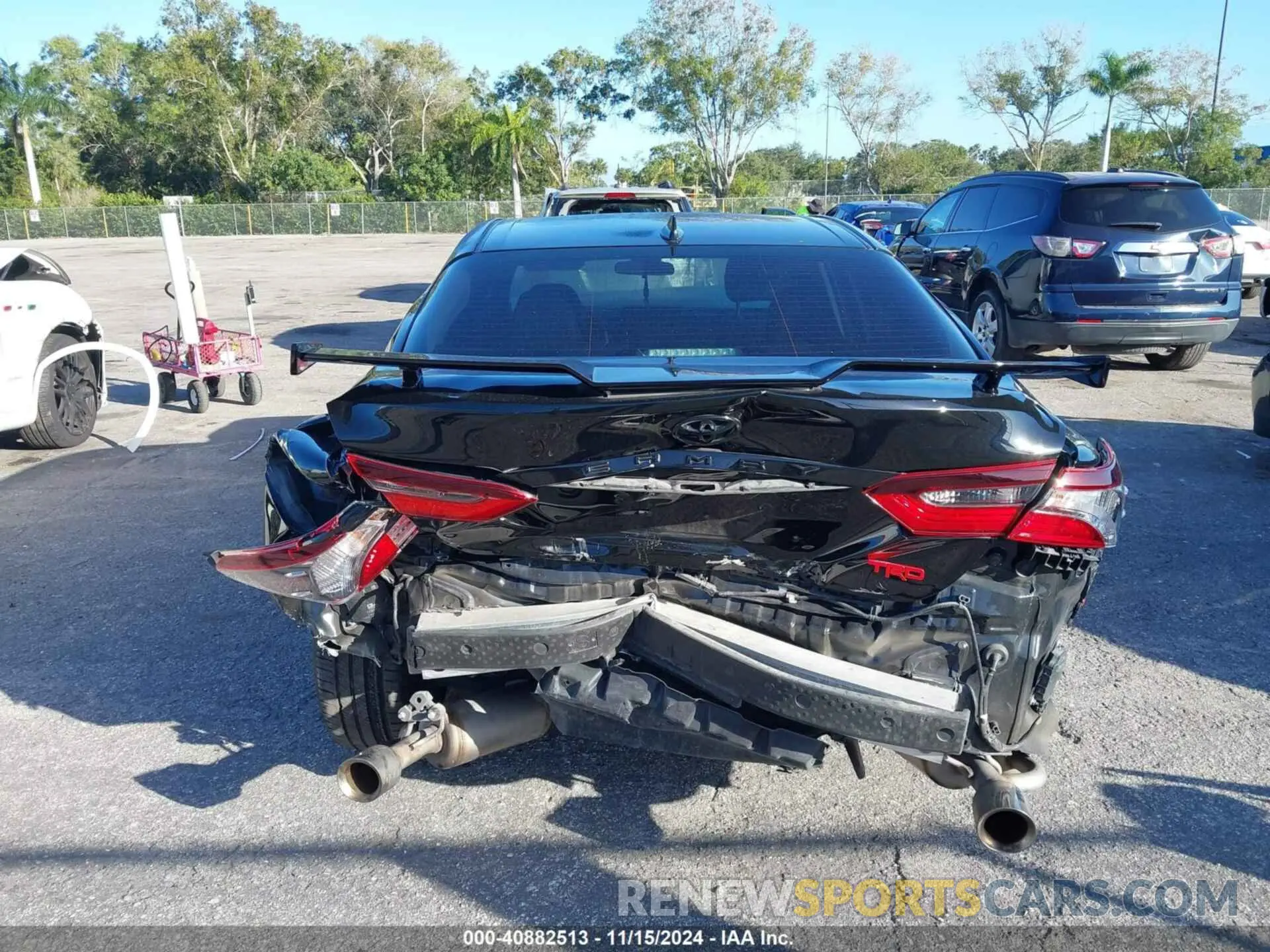 6 Photograph of a damaged car 4T1KZ1AK9NU064926 TOYOTA CAMRY 2022