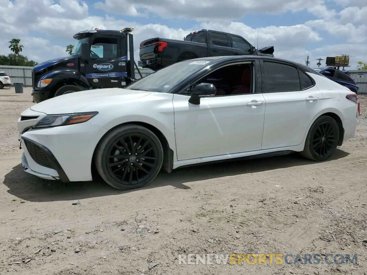 1 Фотография поврежденного автомобиля 4T1KZ1AKXNU071562 TOYOTA CAMRY 2022