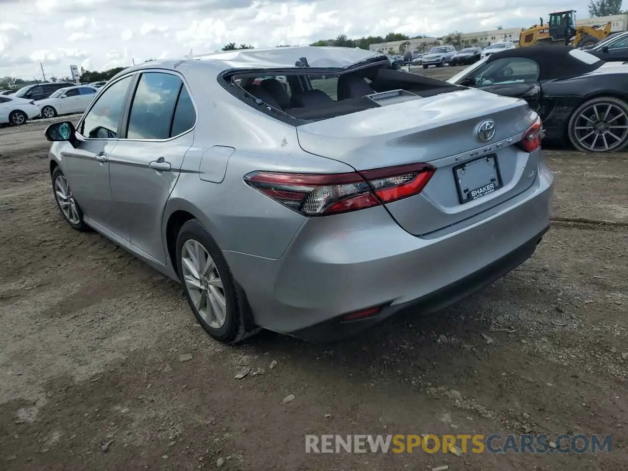 3 Фотография поврежденного автомобиля 4T1R11AK0NU688426 TOYOTA CAMRY 2022