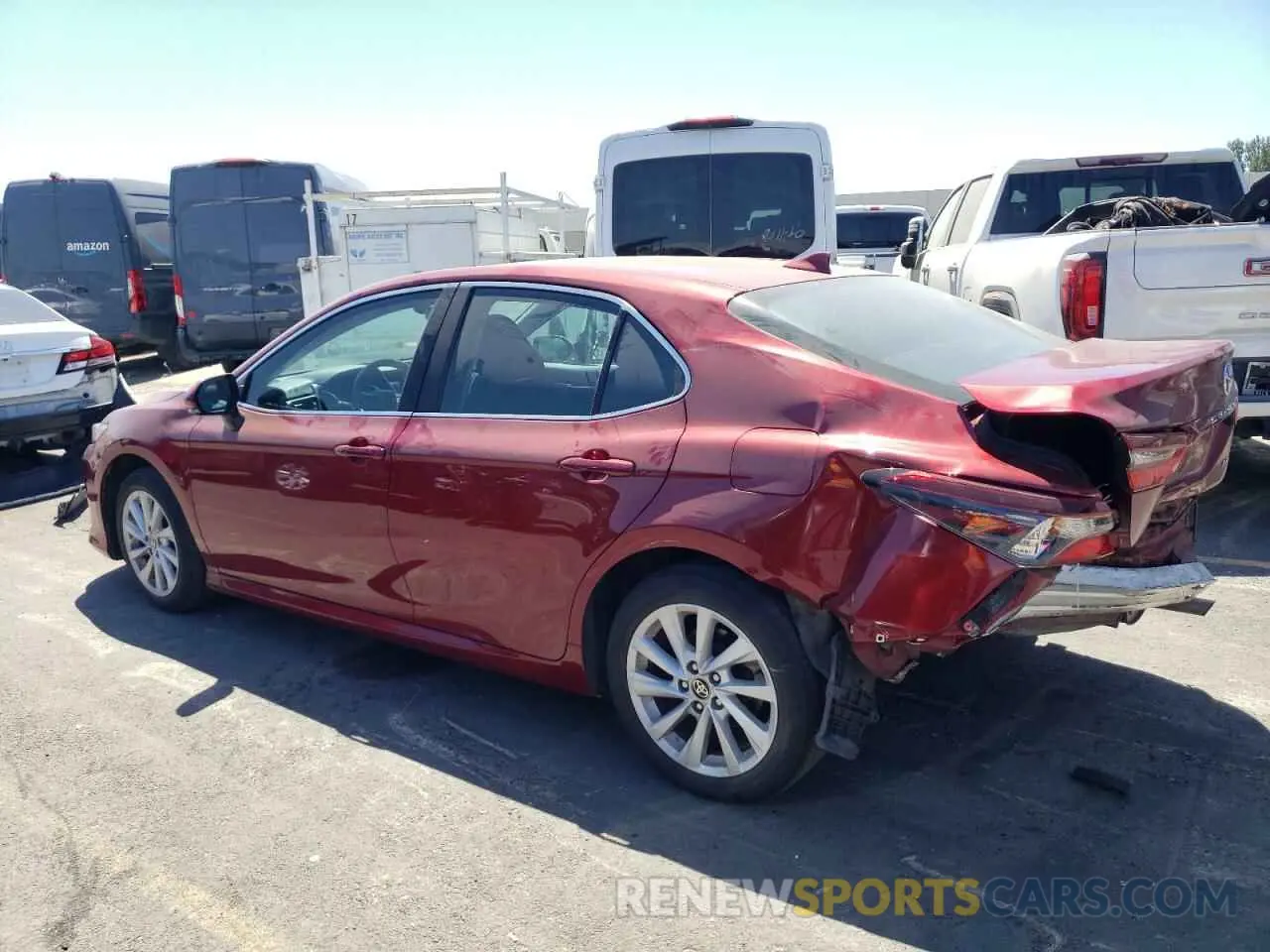 2 Photograph of a damaged car 4T1R11AK1NU655175 TOYOTA CAMRY 2022