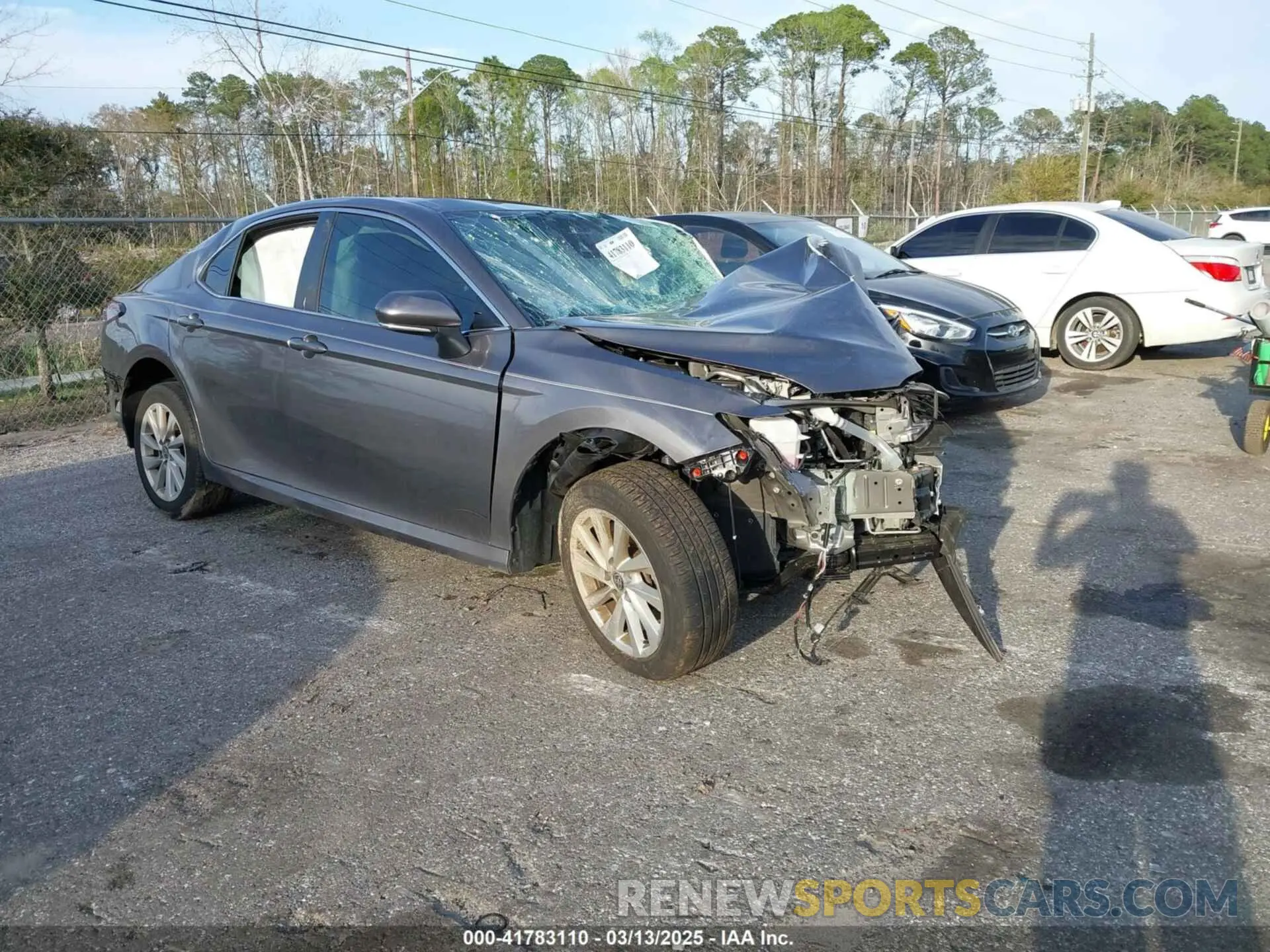 1 Фотография поврежденного автомобиля 4T1R11AK2NU069892 TOYOTA CAMRY 2022