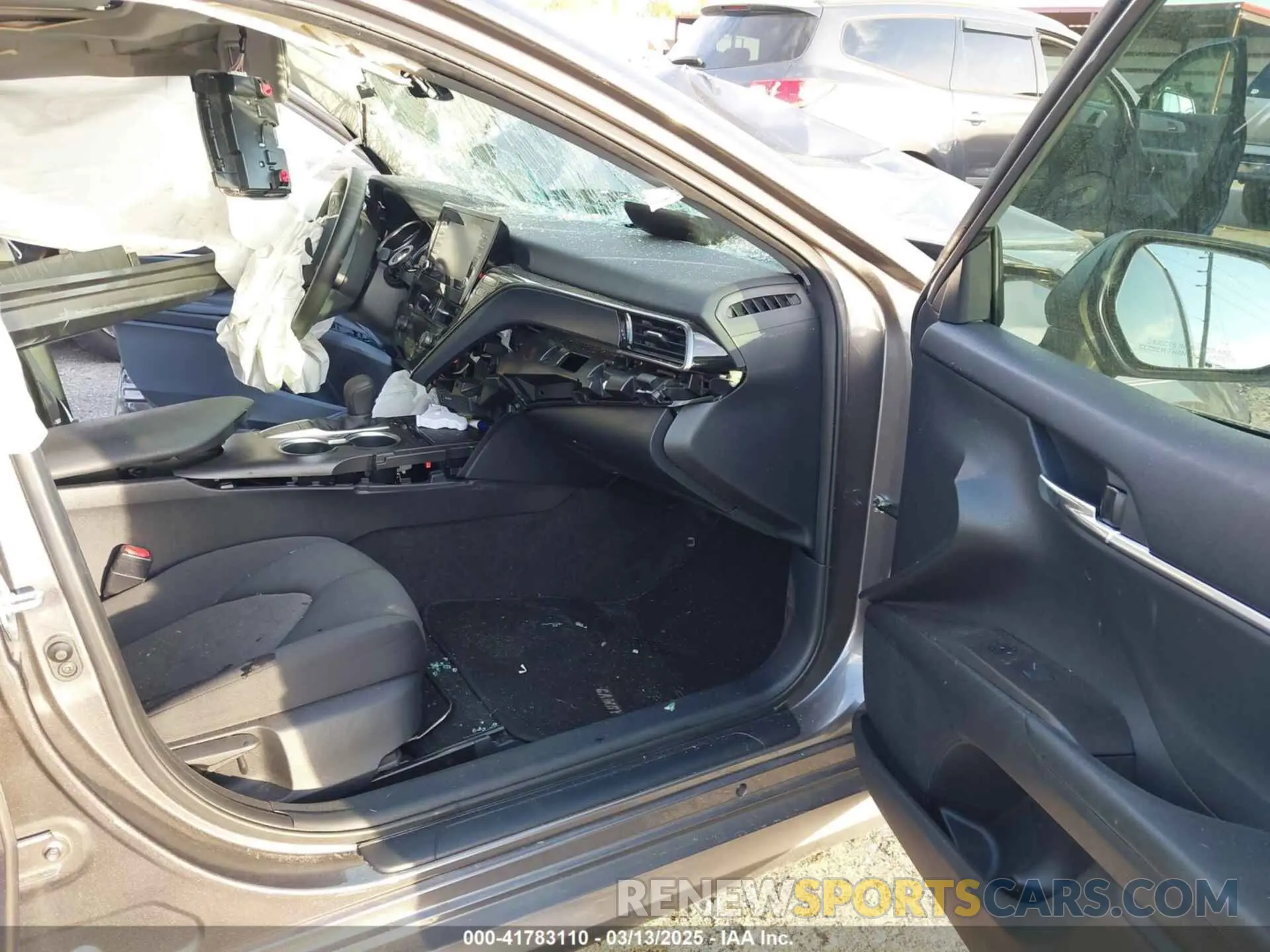 5 Фотография поврежденного автомобиля 4T1R11AK2NU069892 TOYOTA CAMRY 2022