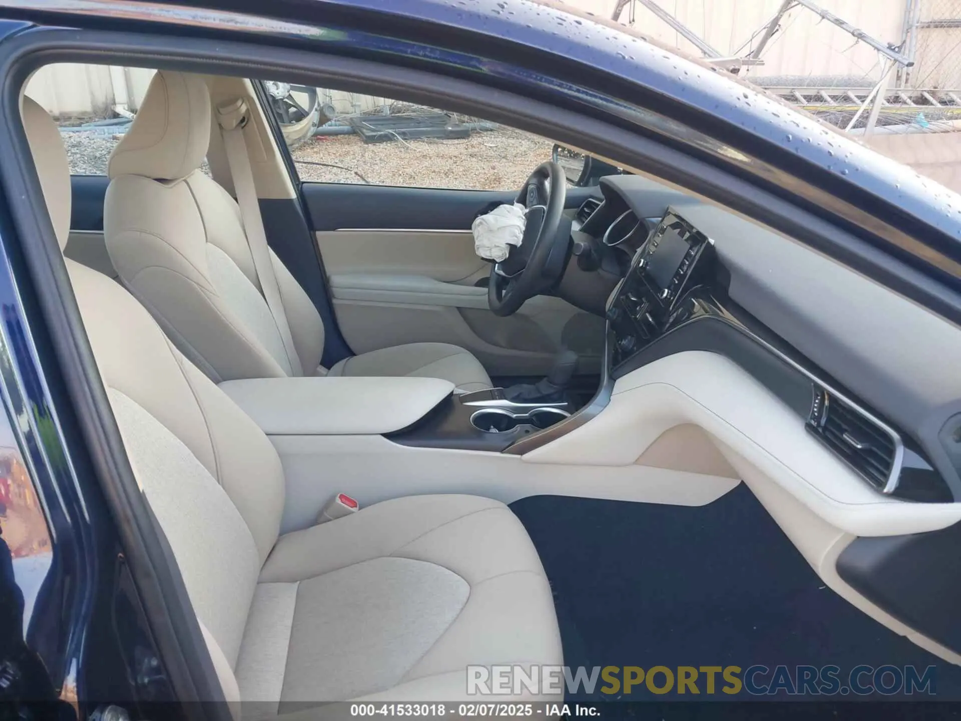 5 Фотография поврежденного автомобиля 4T1R11AK4NU058926 TOYOTA CAMRY 2022