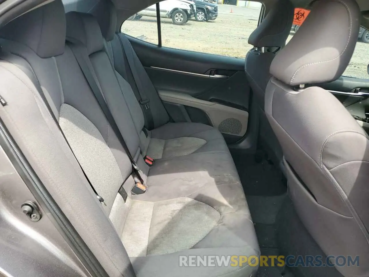 10 Photograph of a damaged car 4T1R11AK4NU632926 TOYOTA CAMRY 2022