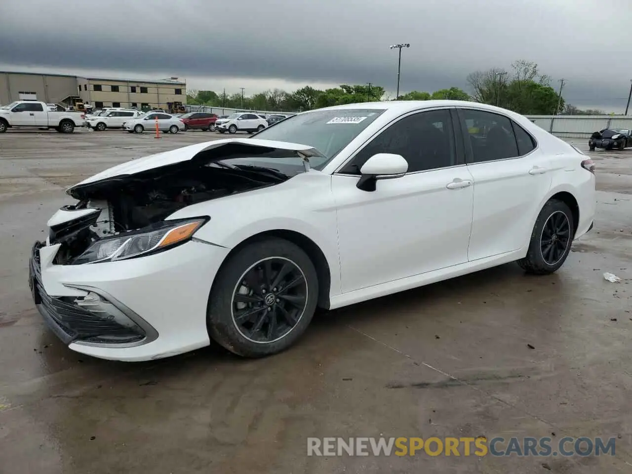 1 Фотография поврежденного автомобиля 4T1R11AK4NU674366 TOYOTA CAMRY 2022