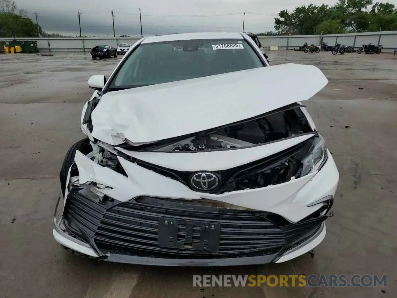 5 Фотография поврежденного автомобиля 4T1R11AK4NU674366 TOYOTA CAMRY 2022