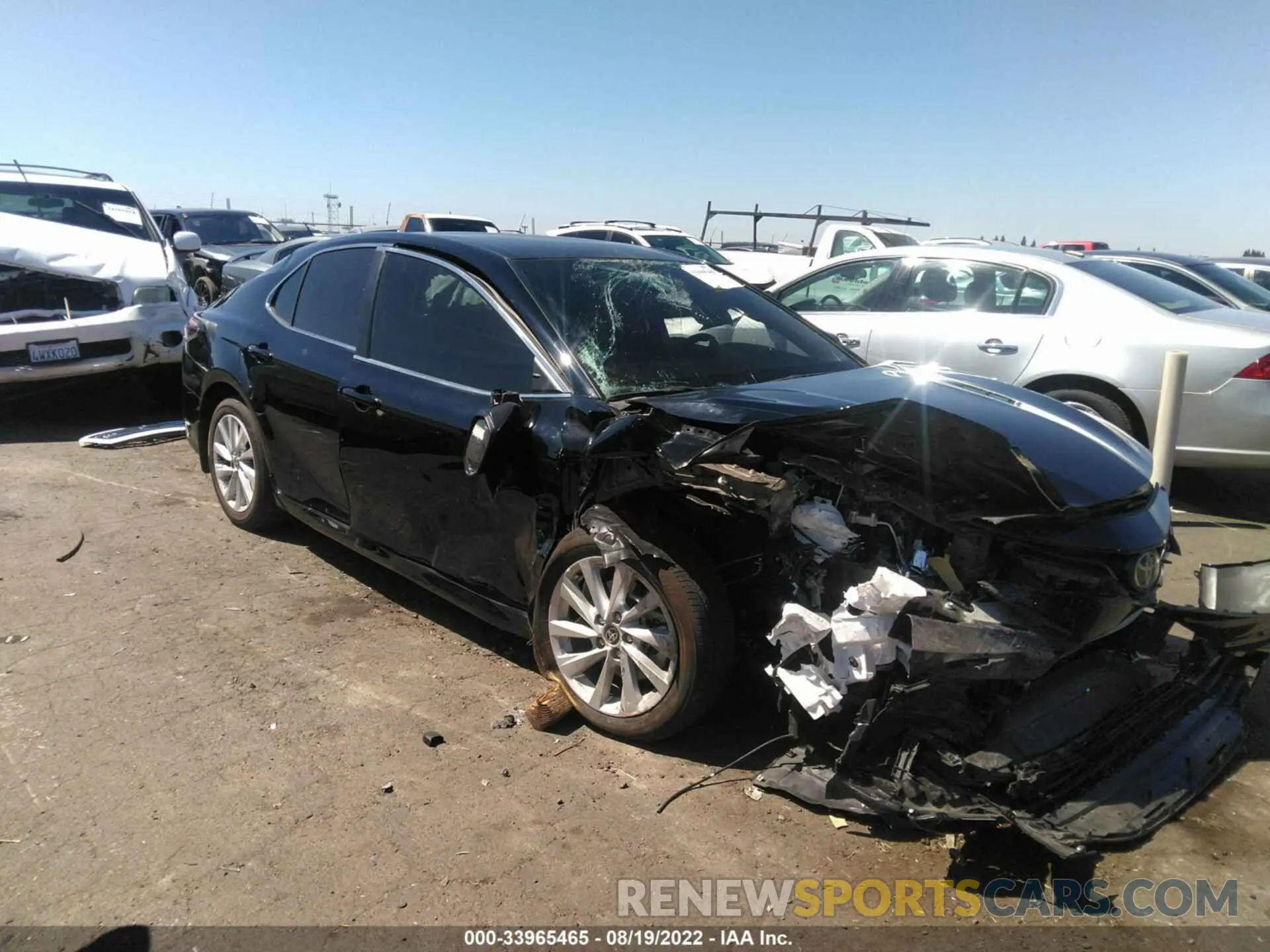 1 Фотография поврежденного автомобиля 4T1R11AK7NU622942 TOYOTA CAMRY 2022