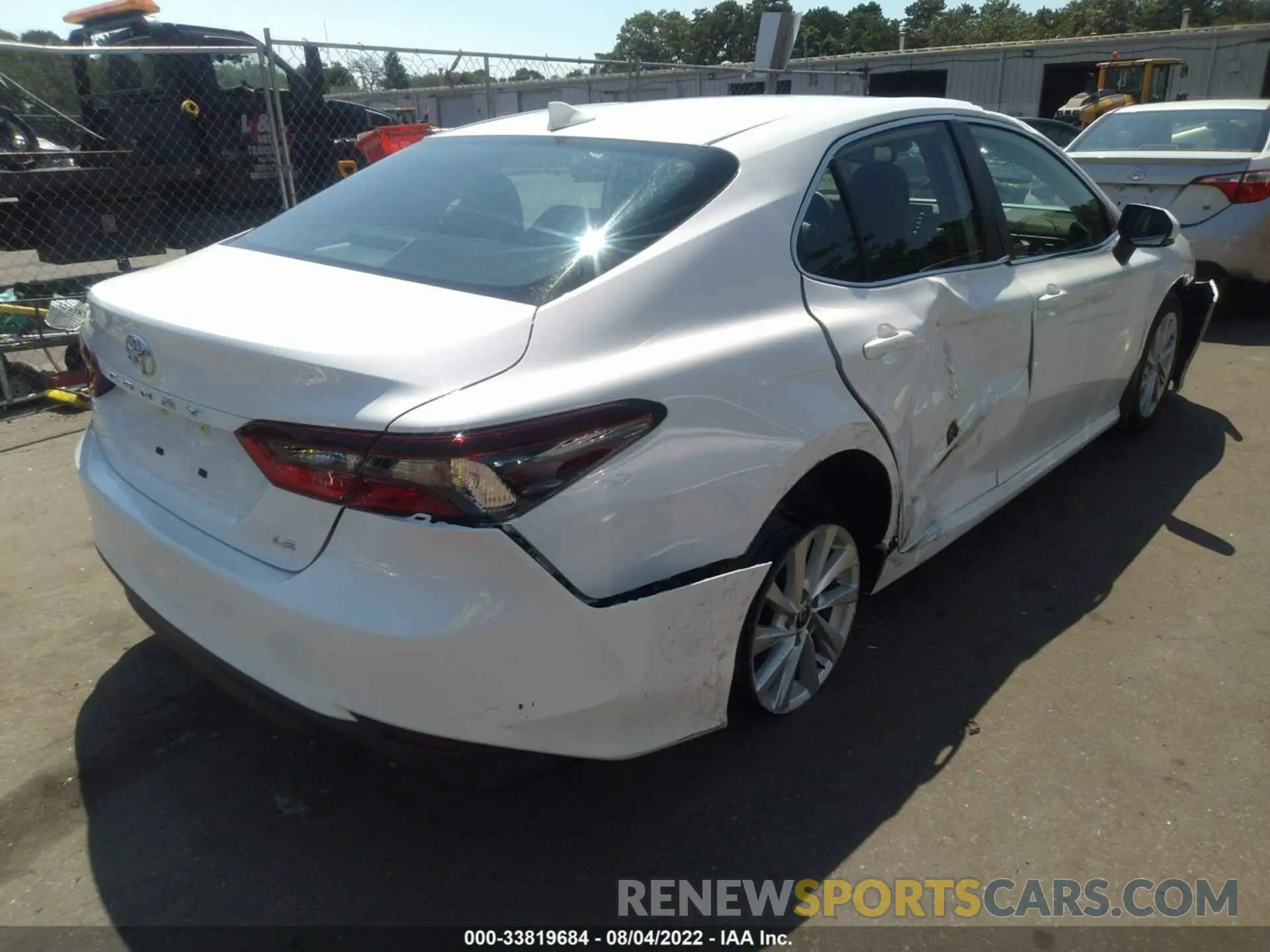 4 Фотография поврежденного автомобиля 4T1R11AK9NU701559 TOYOTA CAMRY 2022