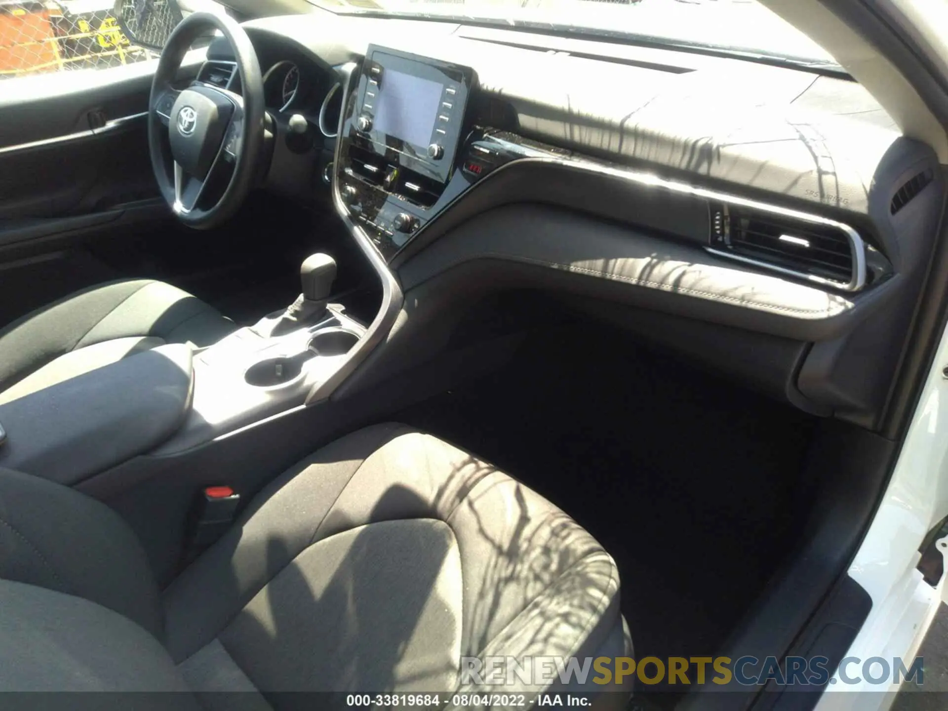 5 Фотография поврежденного автомобиля 4T1R11AK9NU701559 TOYOTA CAMRY 2022