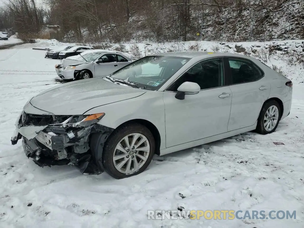 1 Photograph of a damaged car 4T1R11BK0NU067167 TOYOTA CAMRY 2022