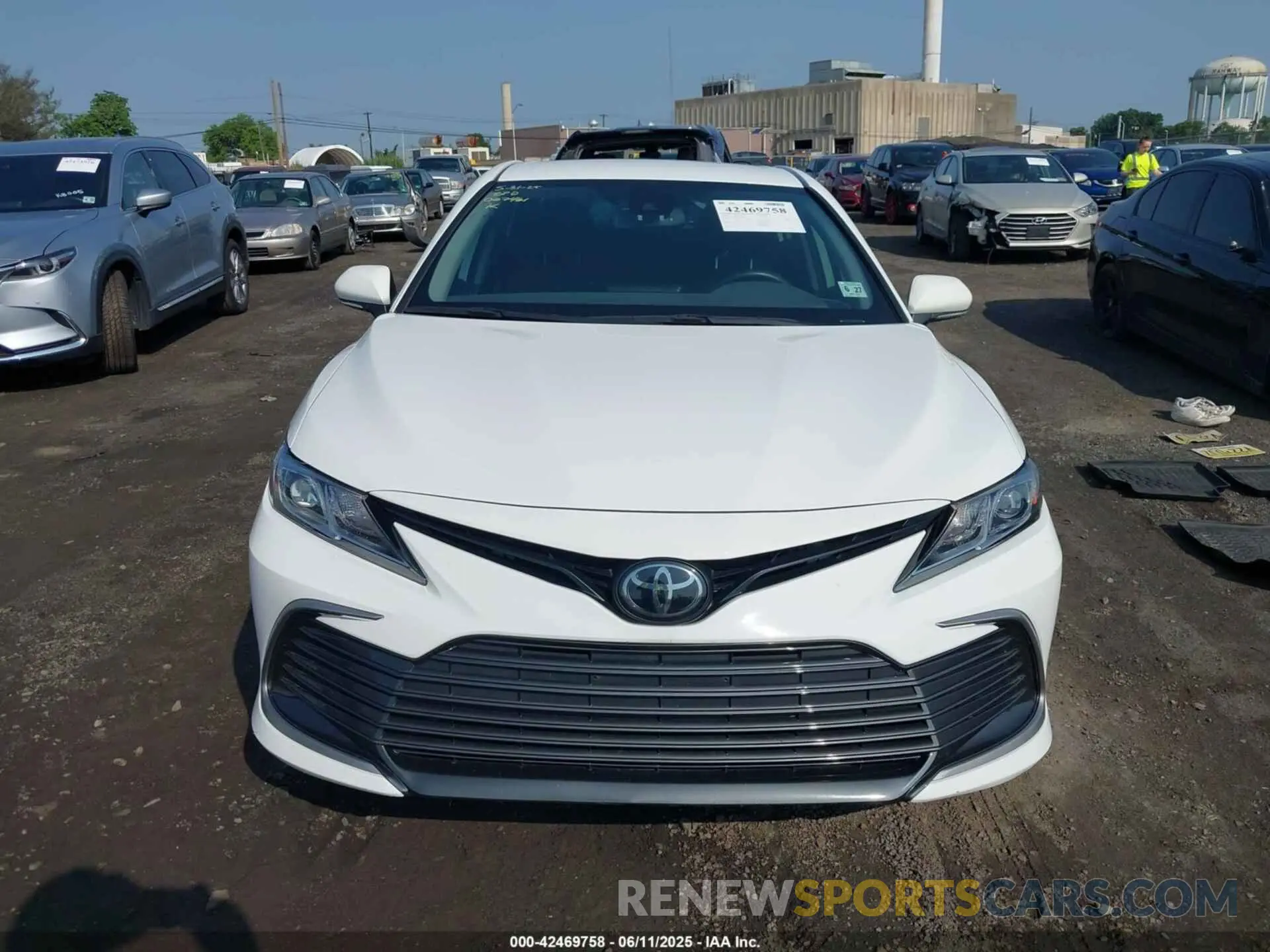 12 Фотография поврежденного автомобиля 4T1R11BK0NU067461 TOYOTA CAMRY 2022