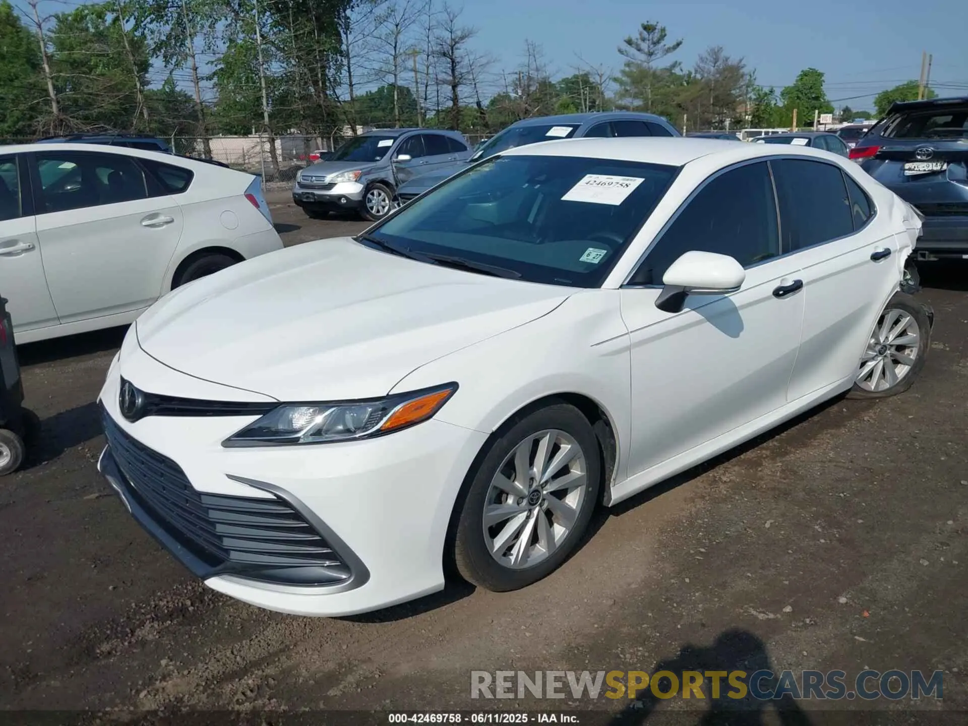 2 Фотография поврежденного автомобиля 4T1R11BK0NU067461 TOYOTA CAMRY 2022
