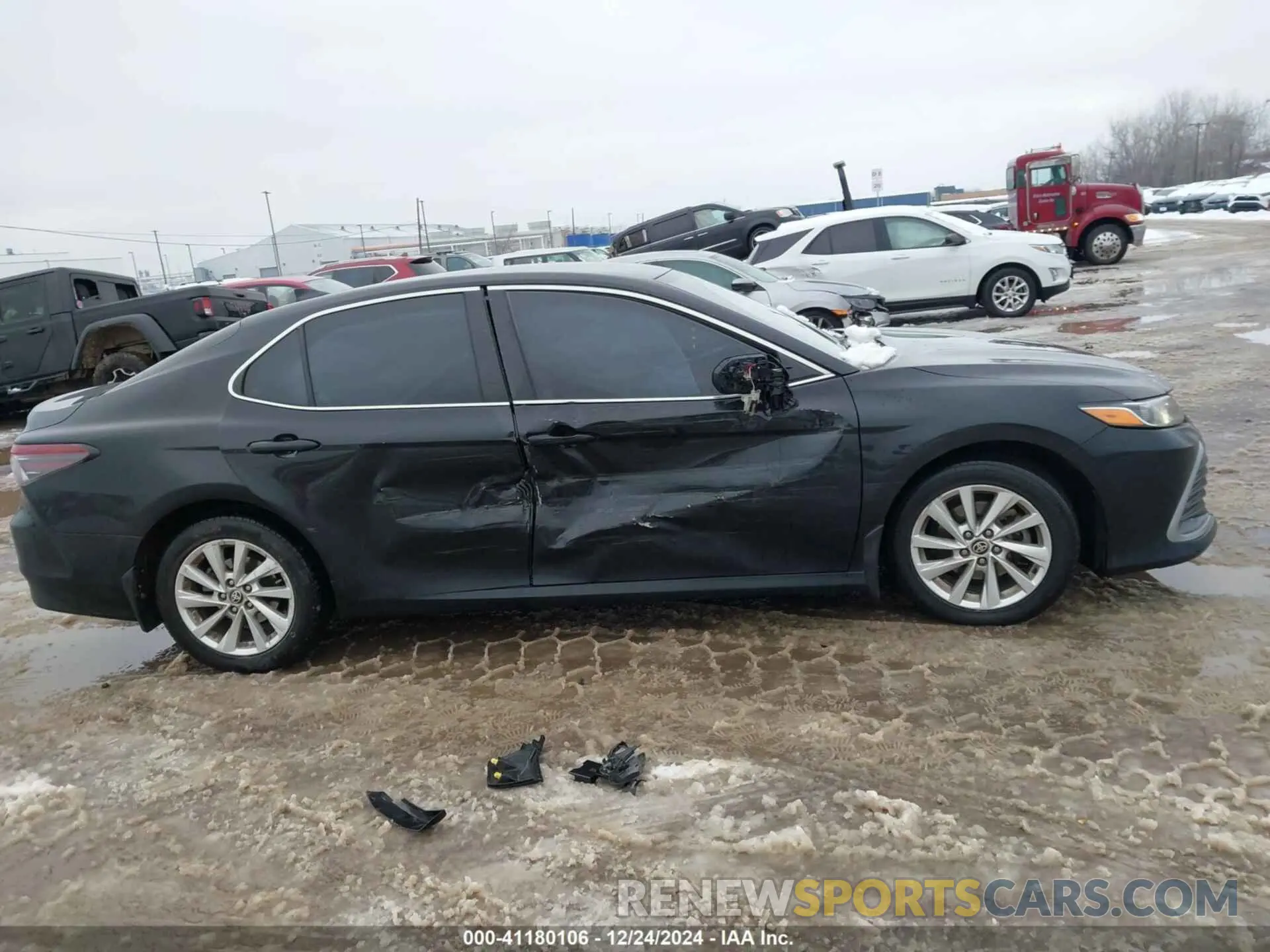 13 Фотография поврежденного автомобиля 4T1R11BKXNU071503 TOYOTA CAMRY 2022