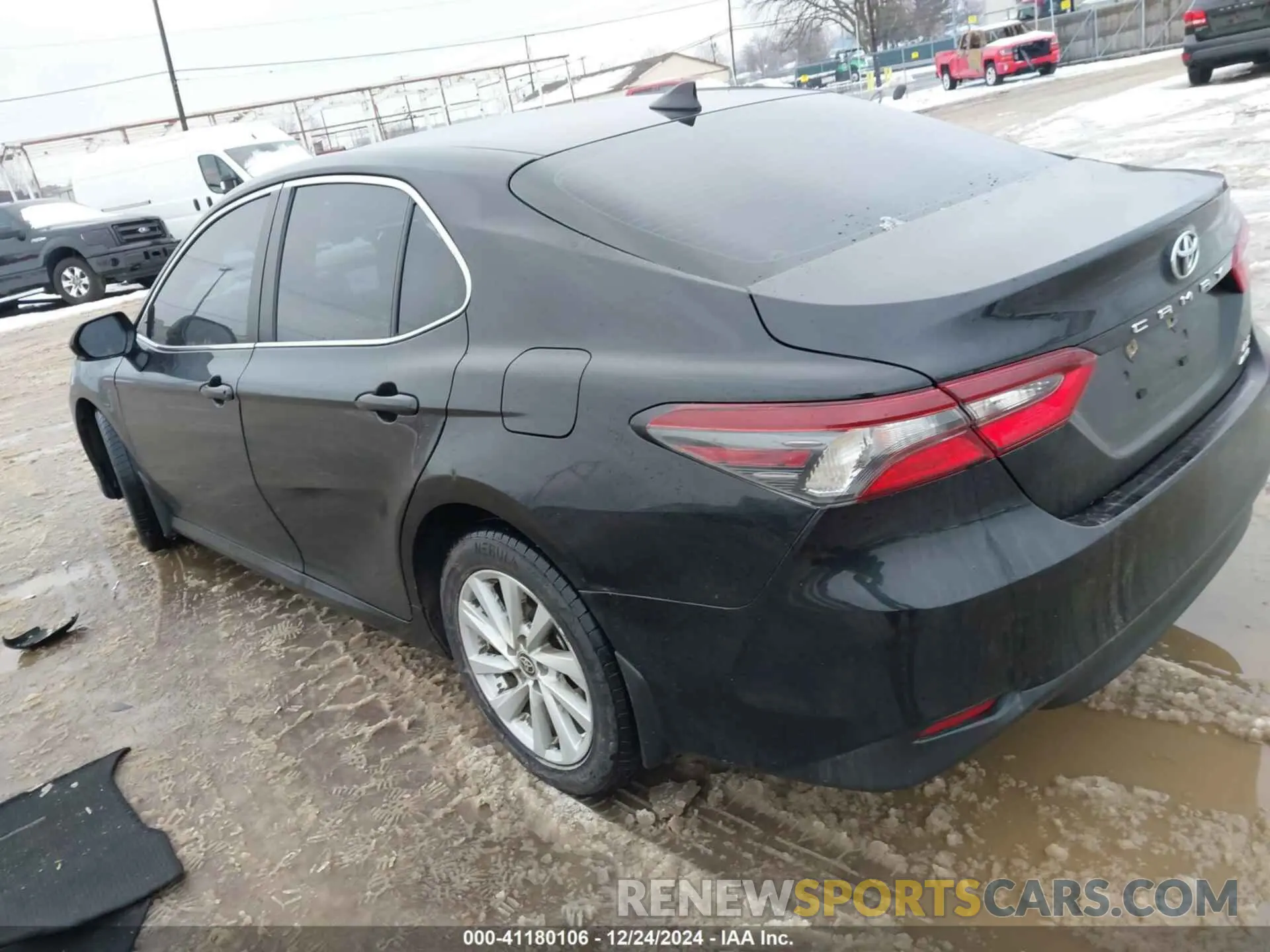 3 Фотография поврежденного автомобиля 4T1R11BKXNU071503 TOYOTA CAMRY 2022