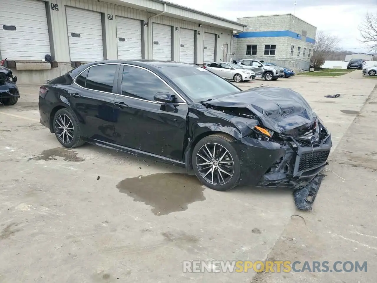 4 Photograph of a damaged car 4T1S11AK3NU046784 TOYOTA CAMRY 2022