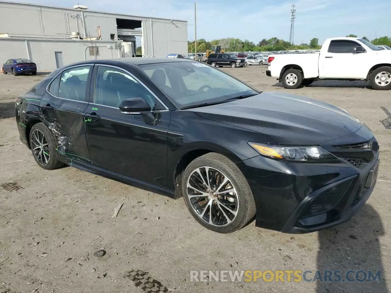 4 Photograph of a damaged car 4T1S11AK3NU051385 TOYOTA CAMRY 2022