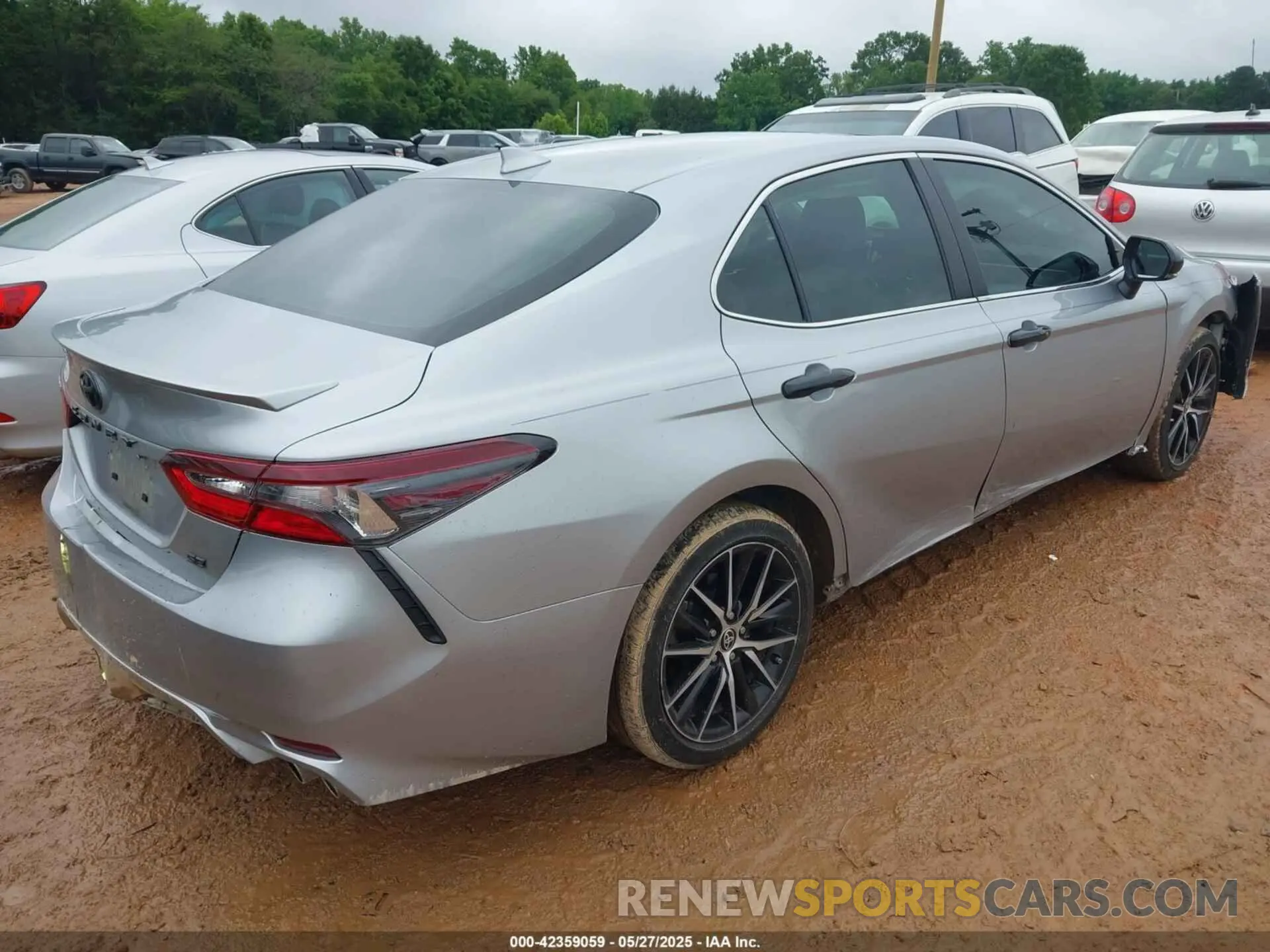 4 Photograph of a damaged car 4T1S11AK3NU666177 TOYOTA CAMRY 2022