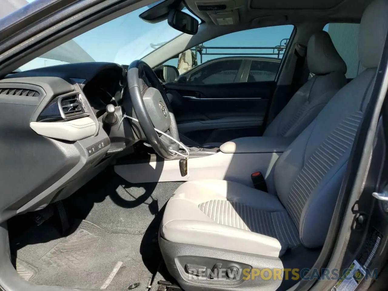 7 Photograph of a damaged car 4T1S11AK3NU687787 TOYOTA CAMRY 2022