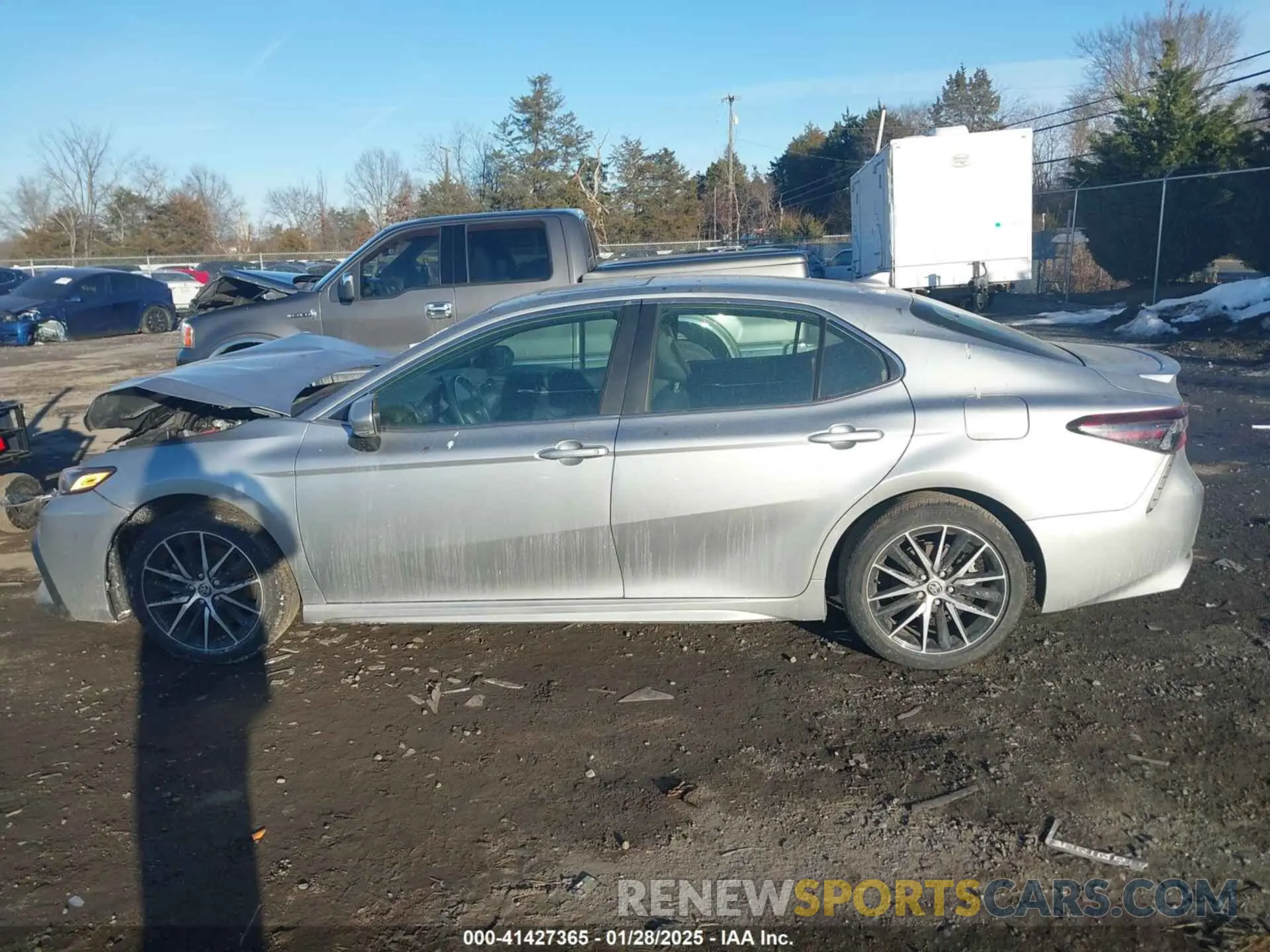 14 Photograph of a damaged car 4T1S11AK6NU683054 TOYOTA CAMRY 2022