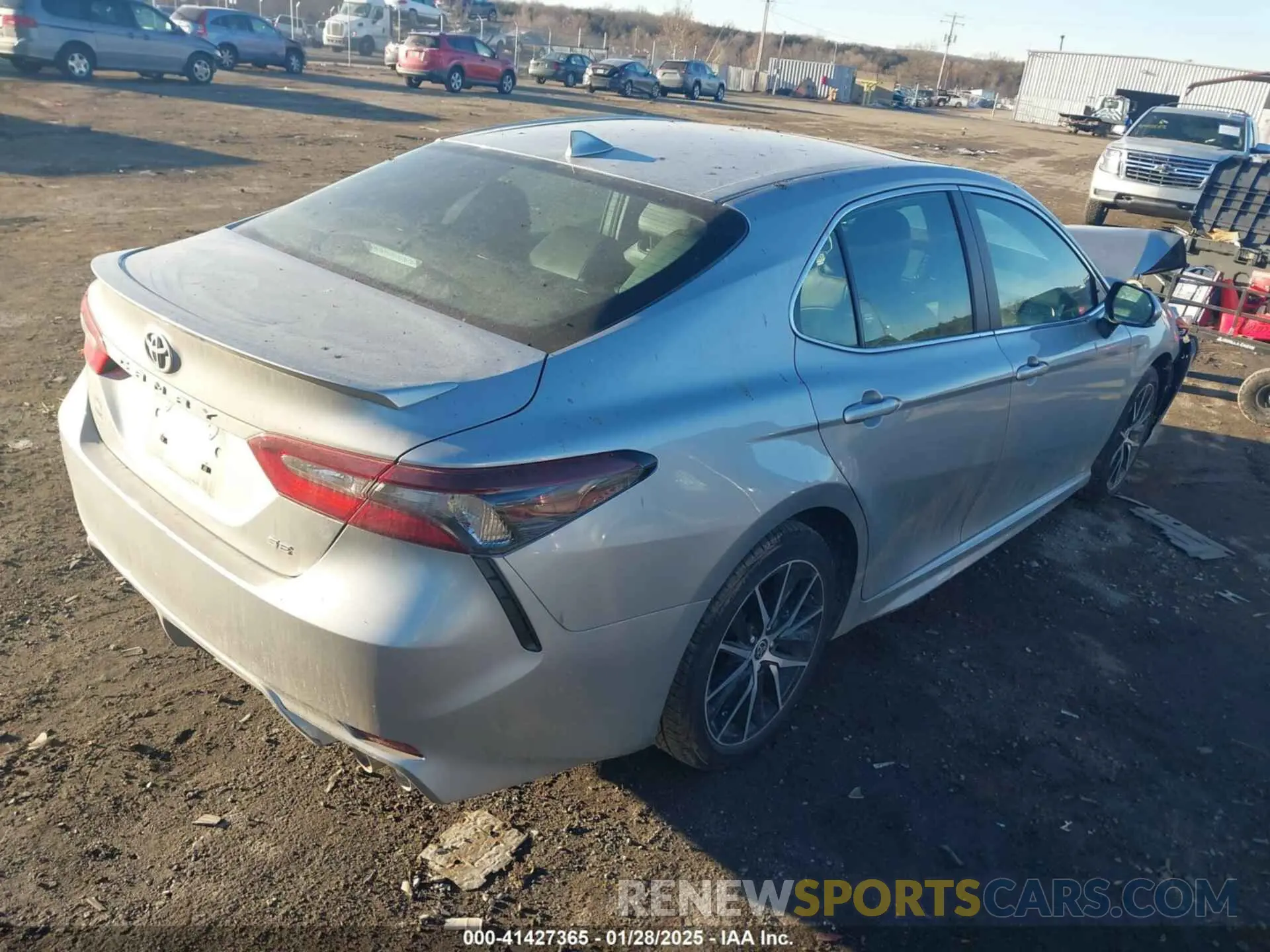 4 Photograph of a damaged car 4T1S11AK6NU683054 TOYOTA CAMRY 2022