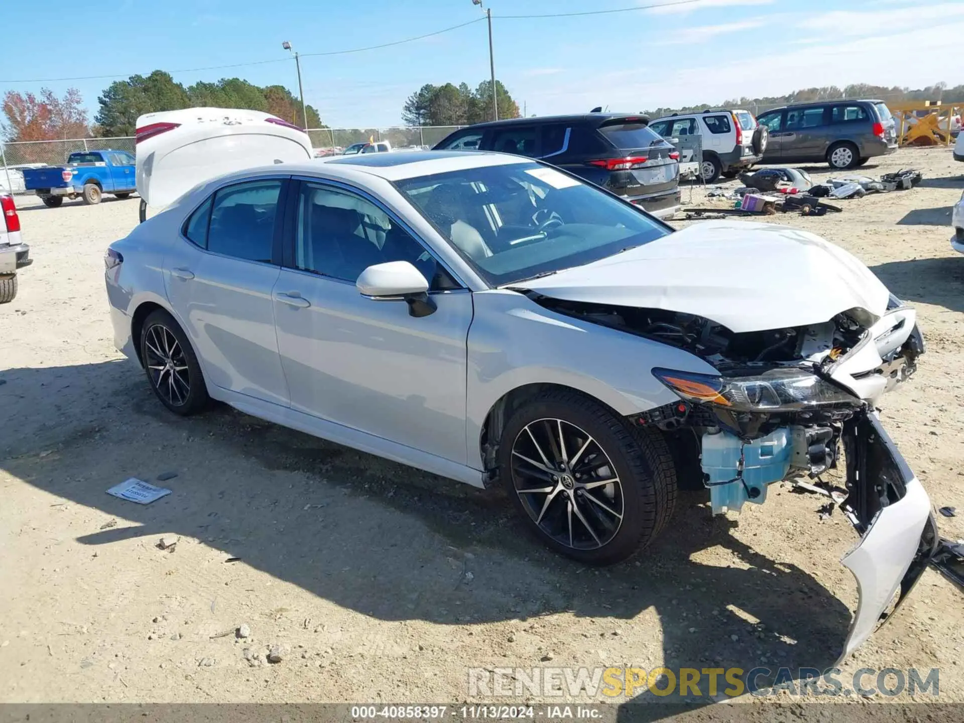1 Фотография поврежденного автомобиля 4T1S11AKXNU046166 TOYOTA CAMRY 2022