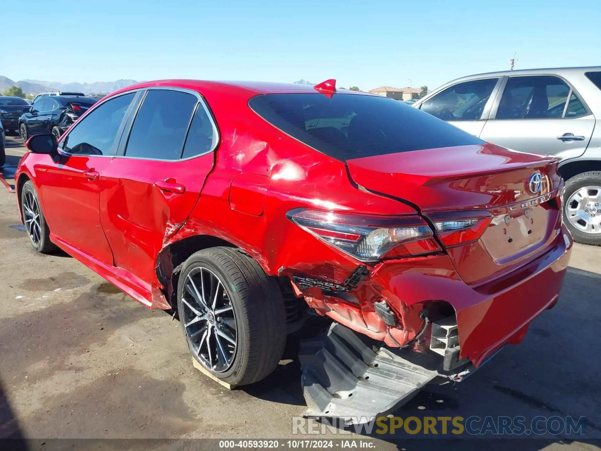 6 Photograph of a damaged car 4T1S11AKXNU069611 TOYOTA CAMRY 2022