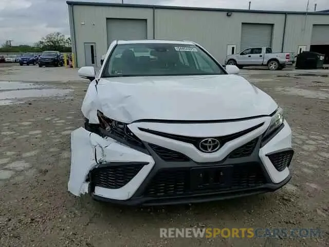 13 Photograph of a damaged car 4T1S11AKXNU686782 TOYOTA CAMRY 2022