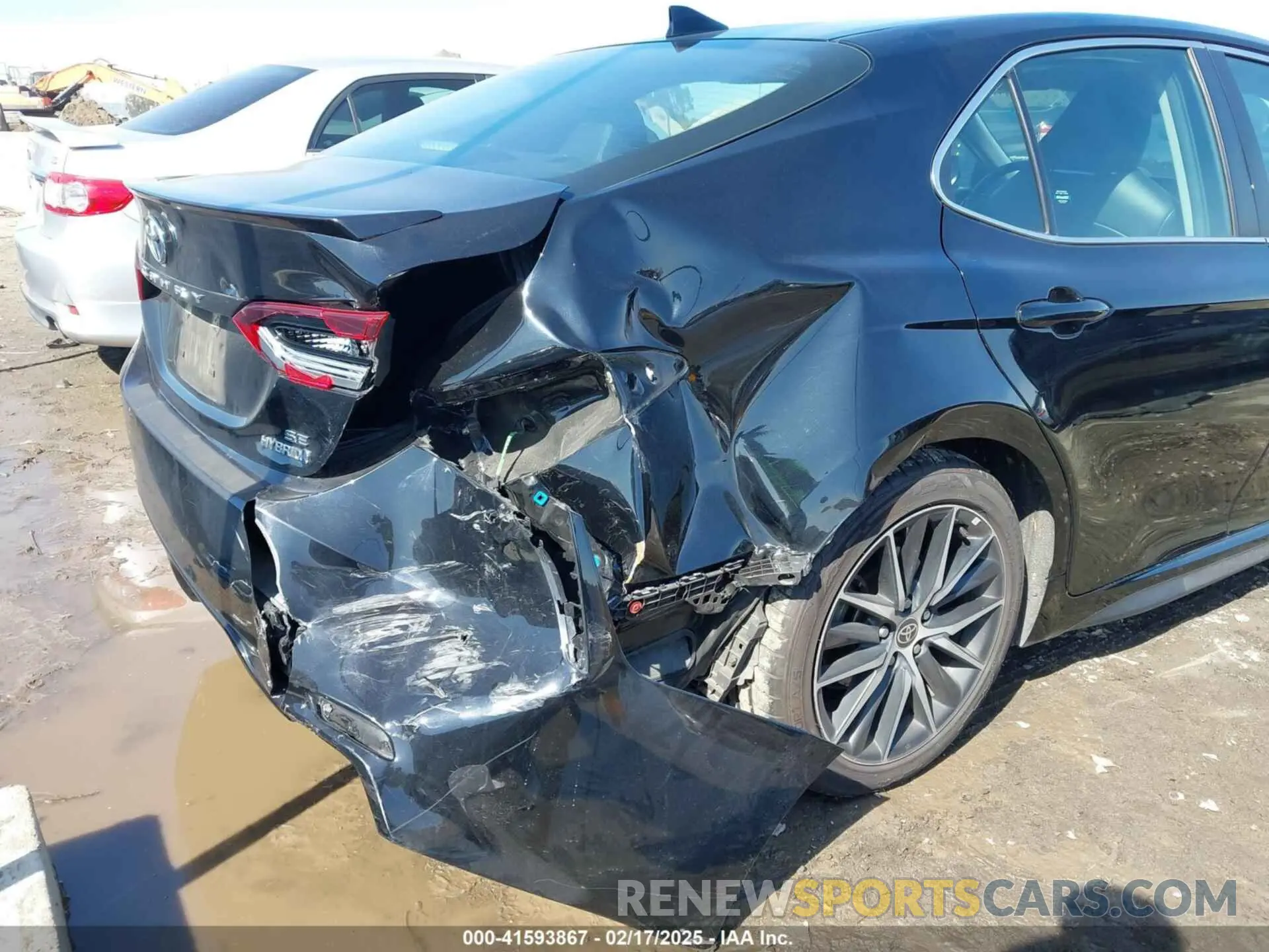 6 Photograph of a damaged car 4T1S31AK3NU579003 TOYOTA CAMRY 2022