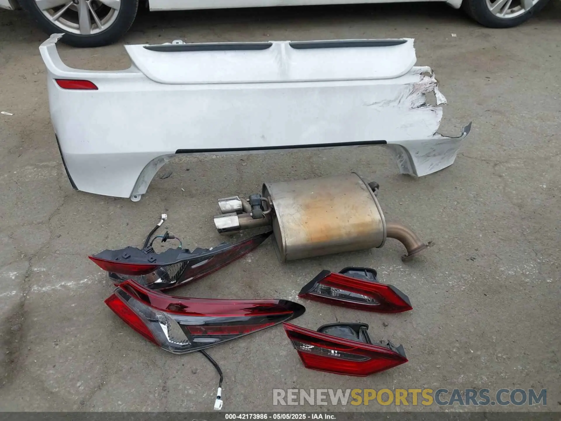 12 Фотография поврежденного автомобиля 4T1S31AK9NU587994 TOYOTA CAMRY 2022