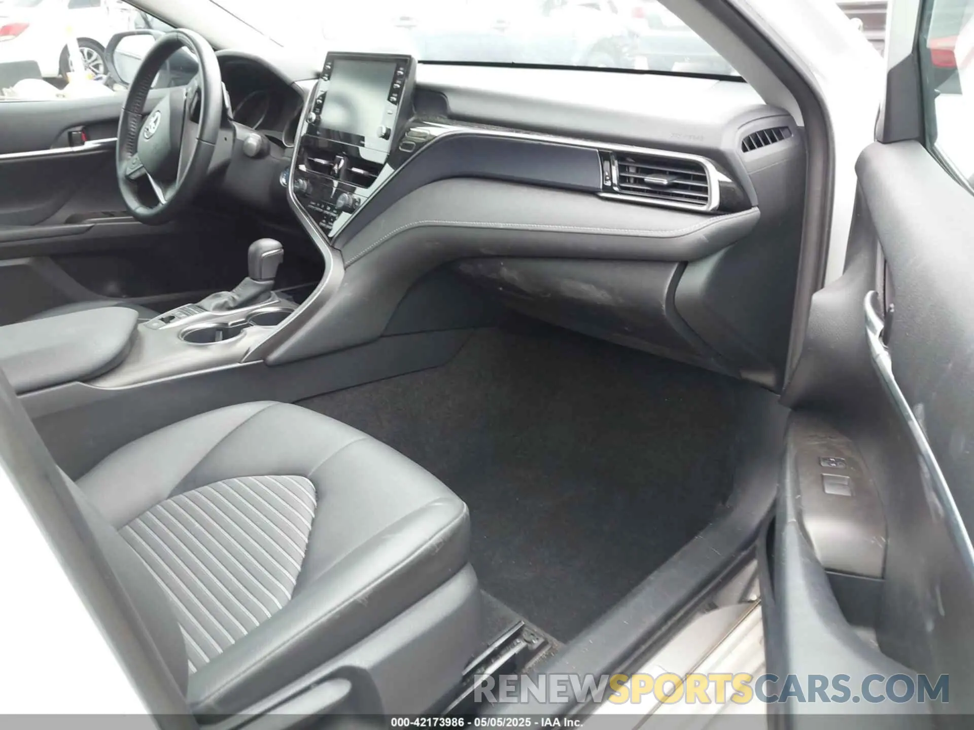 5 Фотография поврежденного автомобиля 4T1S31AK9NU587994 TOYOTA CAMRY 2022