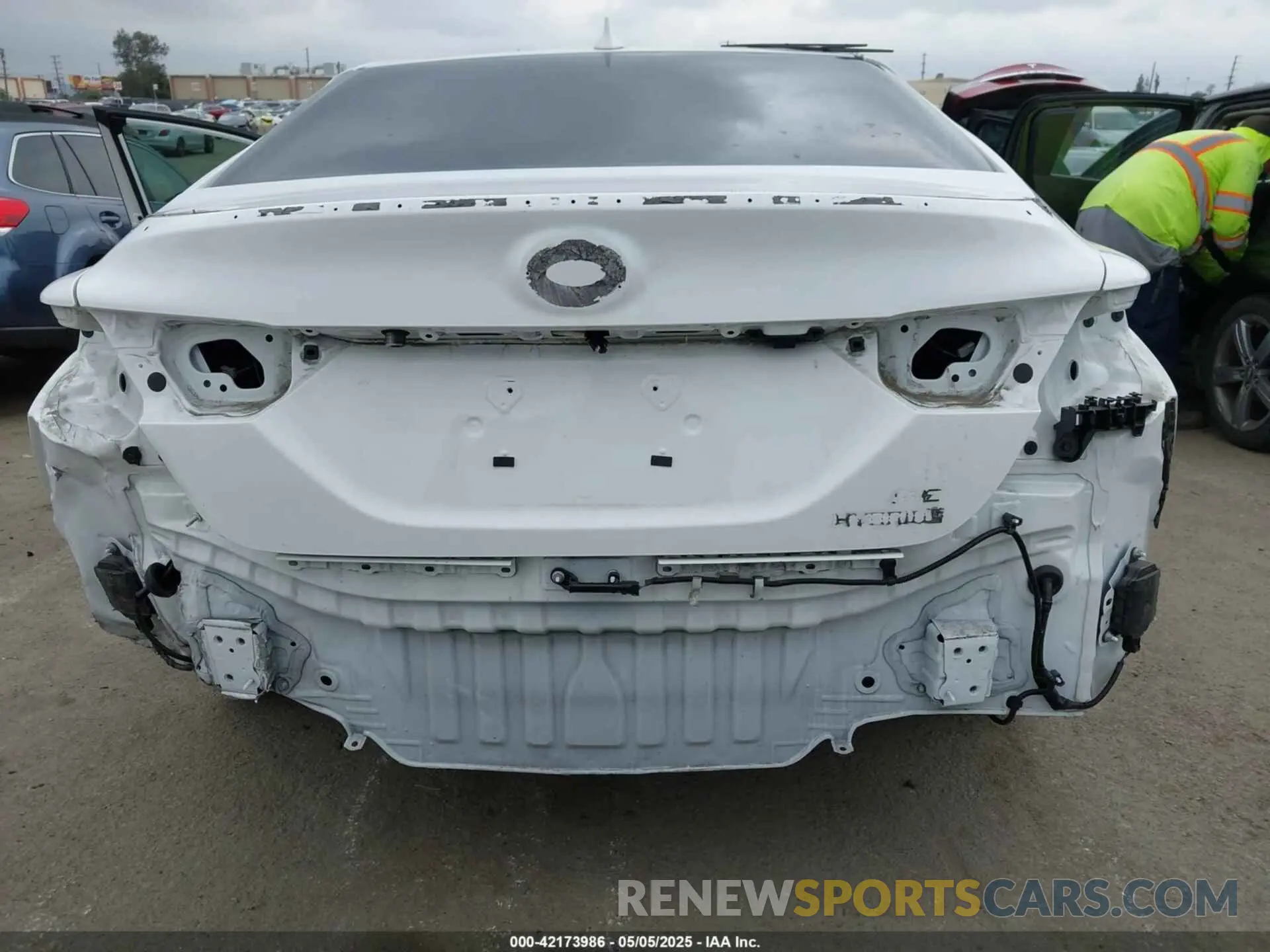 6 Фотография поврежденного автомобиля 4T1S31AK9NU587994 TOYOTA CAMRY 2022