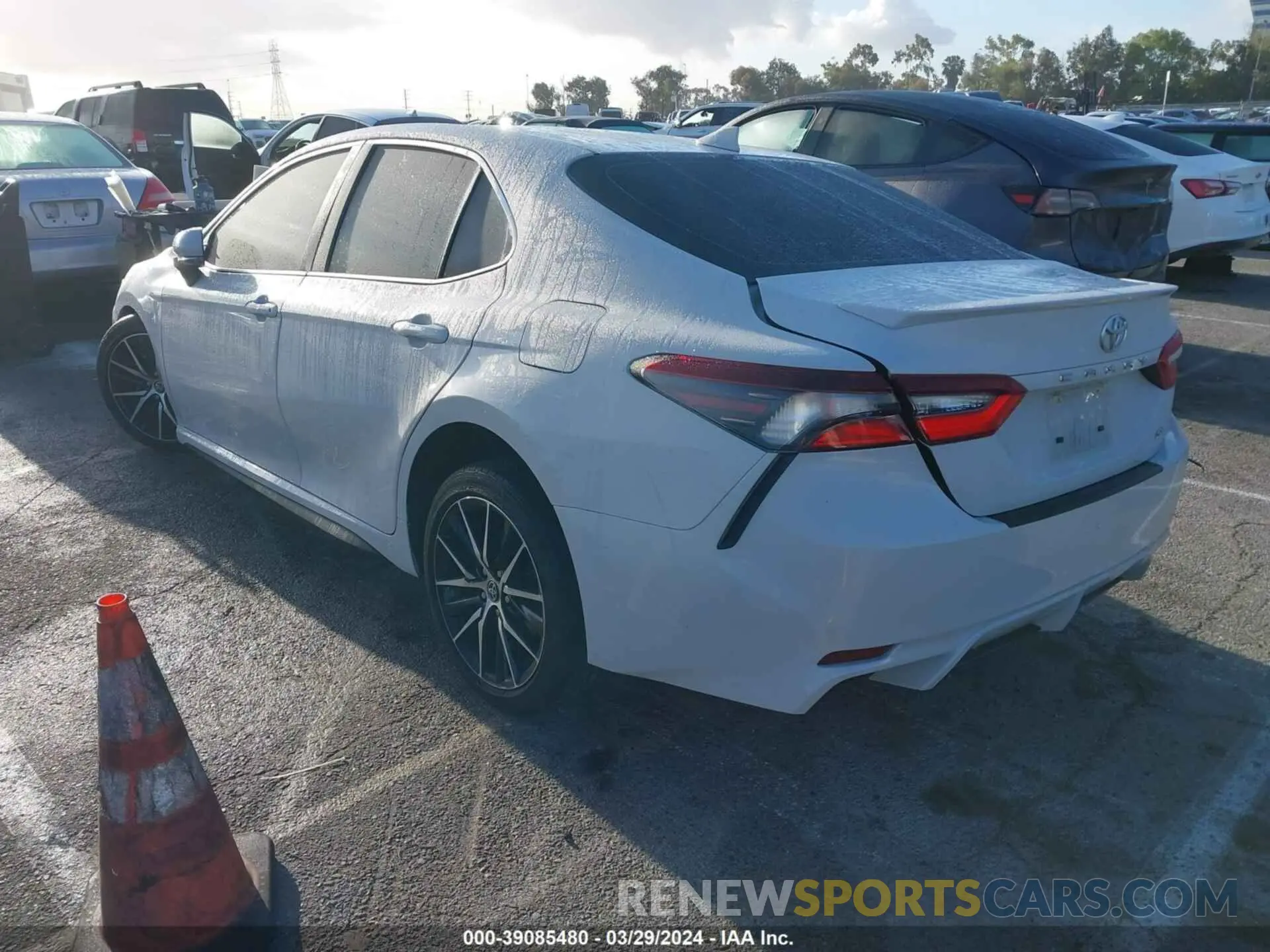 3 Photograph of a damaged car 4T1T11AK1NU030846 TOYOTA CAMRY 2022