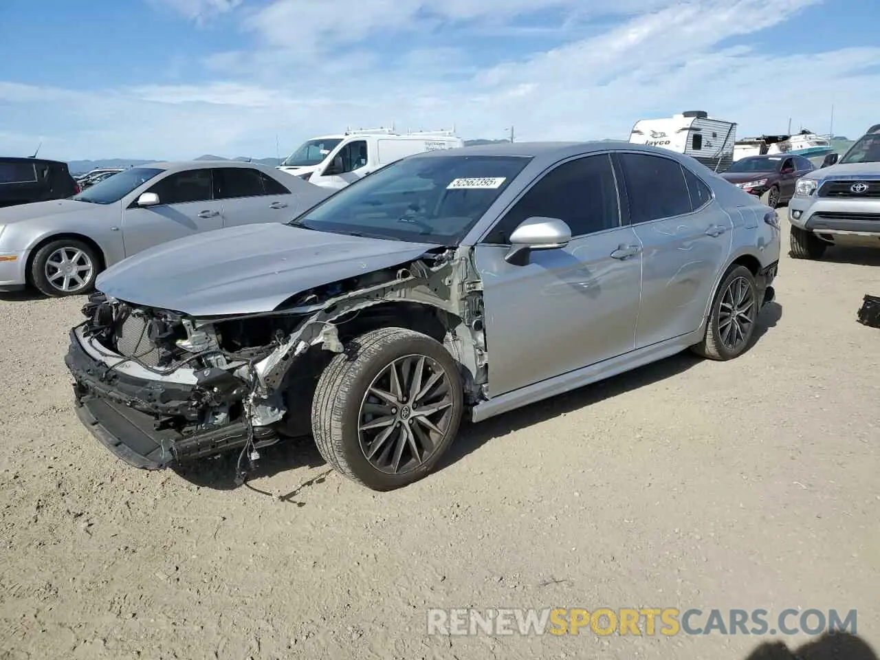 1 Фотография поврежденного автомобиля 4T1T11AK1NU702257 TOYOTA CAMRY 2022
