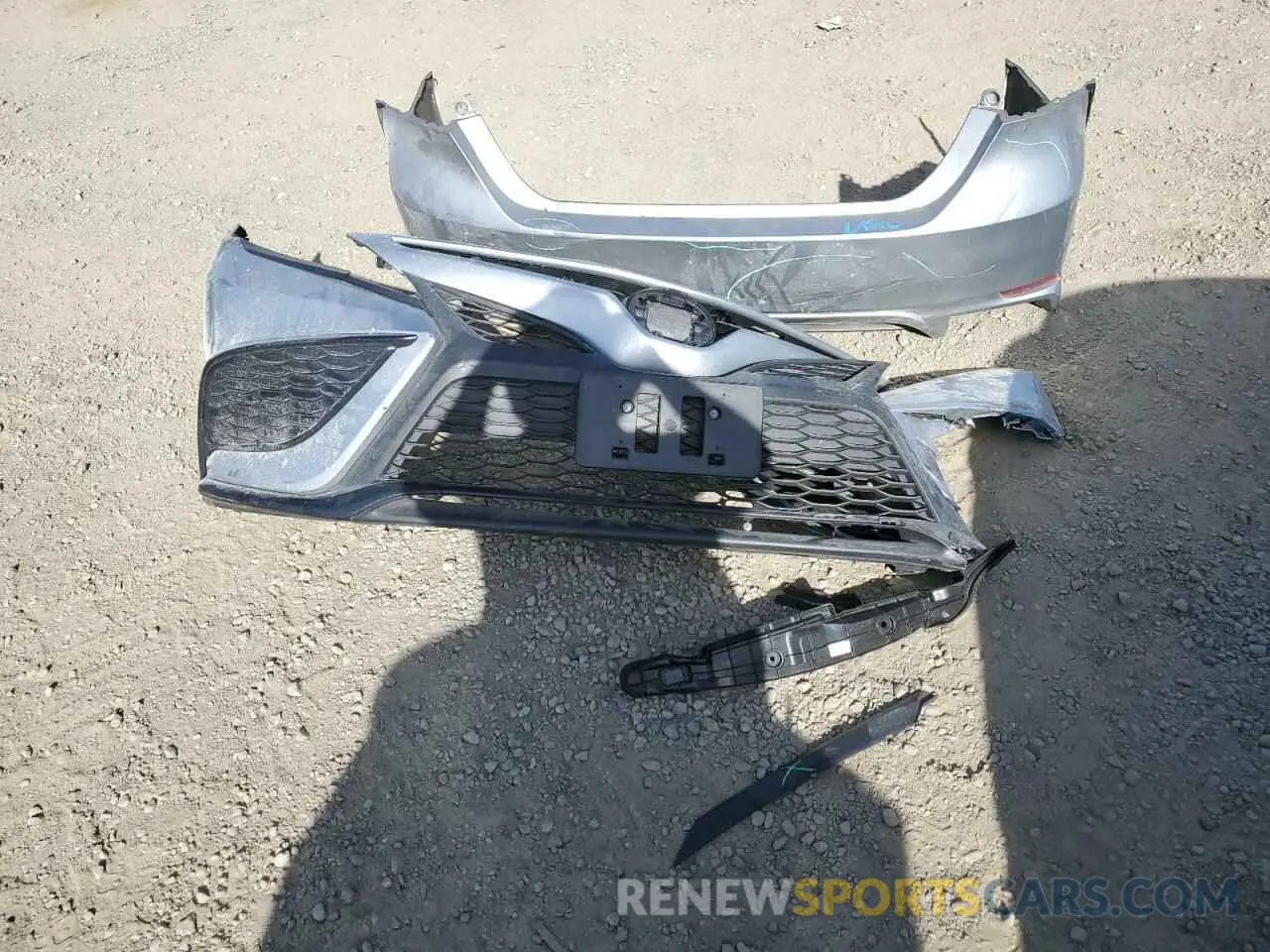 12 Фотография поврежденного автомобиля 4T1T11AK1NU702257 TOYOTA CAMRY 2022