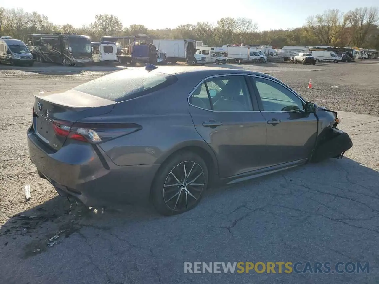 3 Photograph of a damaged car 4T1T11AK2NU706981 TOYOTA CAMRY 2022