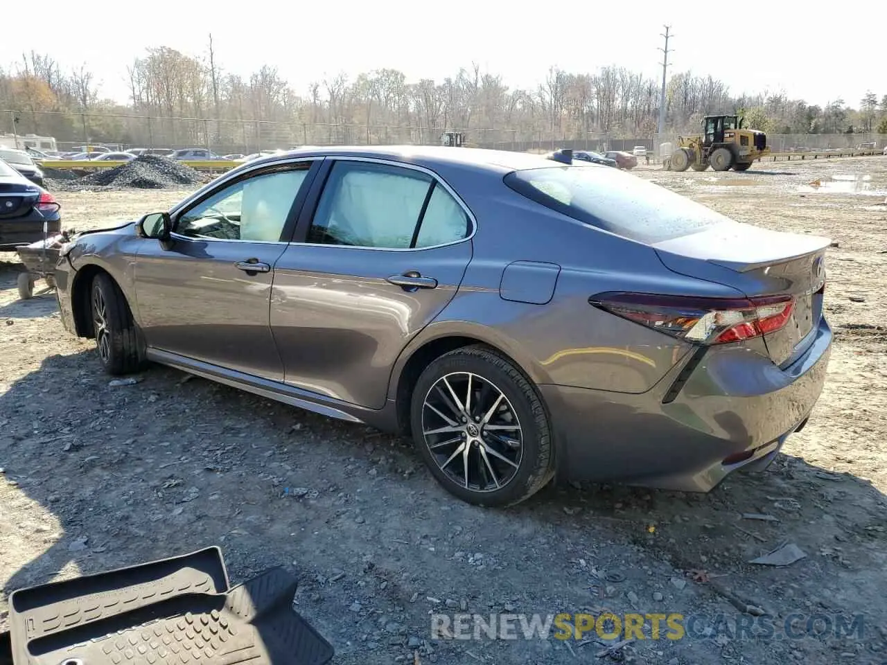 2 Photograph of a damaged car 4T1T11AK3NU620885 TOYOTA CAMRY 2022