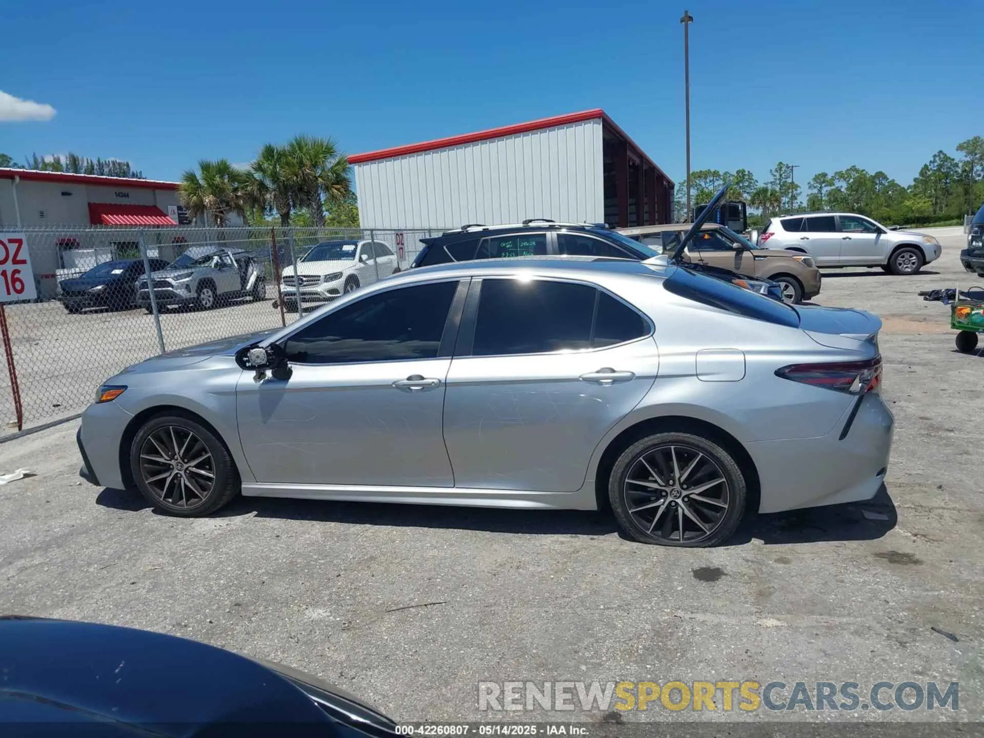 15 Фотография поврежденного автомобиля 4T1T11AK3NU622393 TOYOTA CAMRY 2022