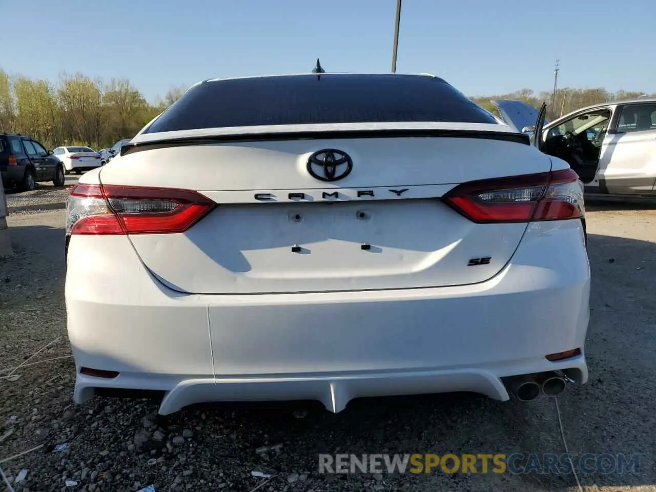6 Фотография поврежденного автомобиля 4T1T11AK4NU063159 TOYOTA CAMRY 2022