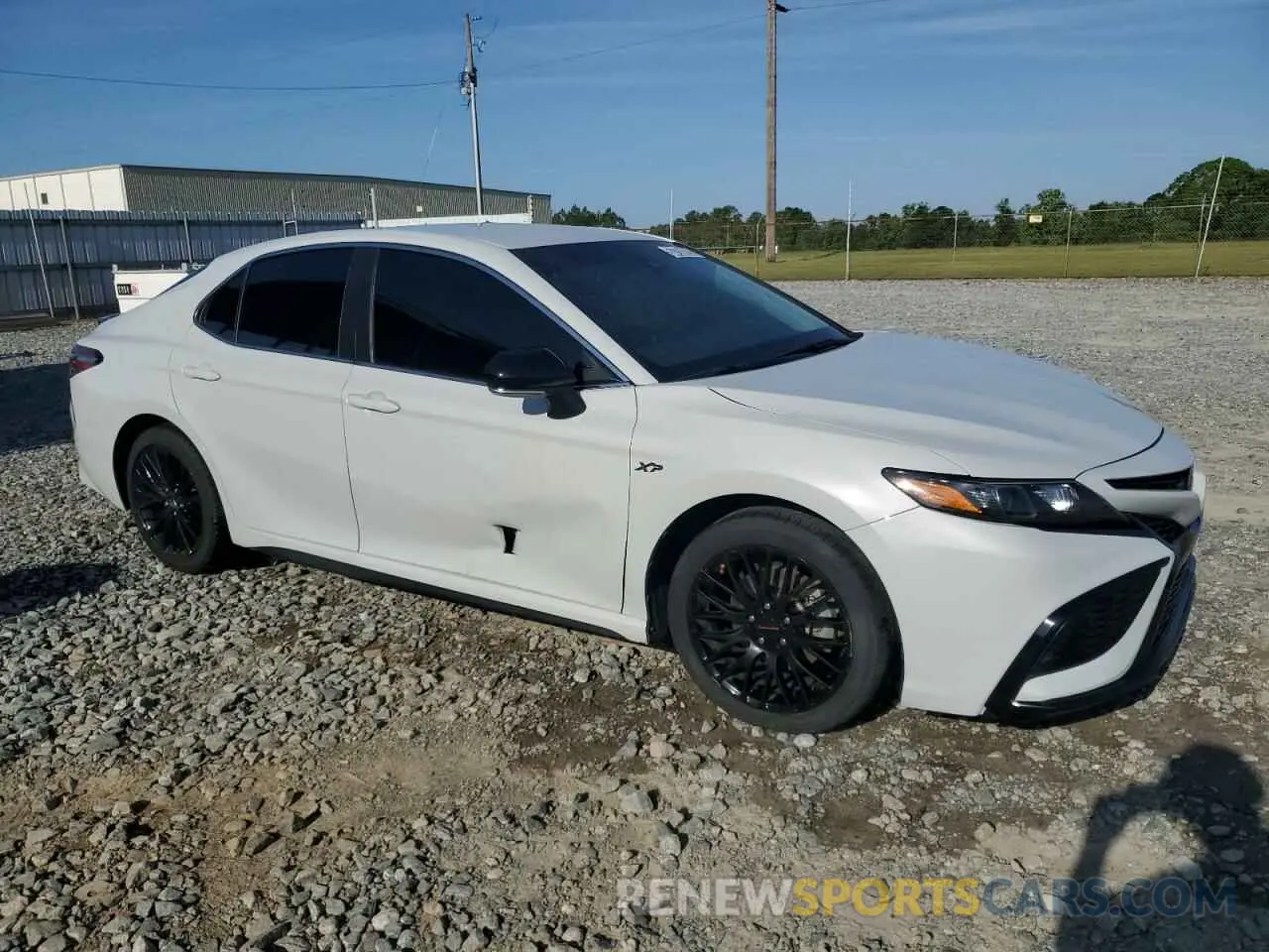 4 Photograph of a damaged car 4T1T11AK4NU069317 TOYOTA CAMRY 2022
