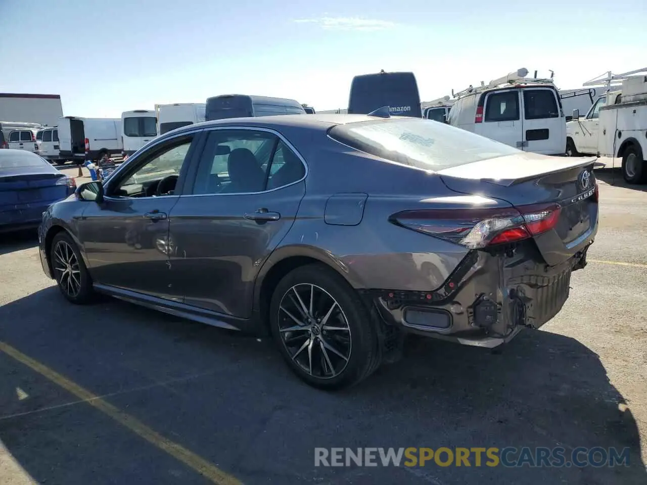 2 Photograph of a damaged car 4T1T11AK4NU621981 TOYOTA CAMRY 2022