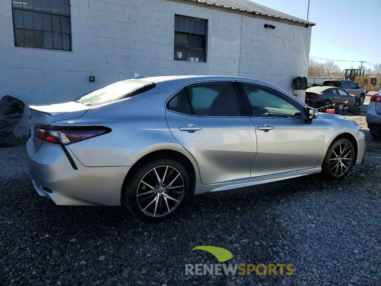 3 Фотография поврежденного автомобиля 4T1T11AK4NU648498 TOYOTA CAMRY 2022