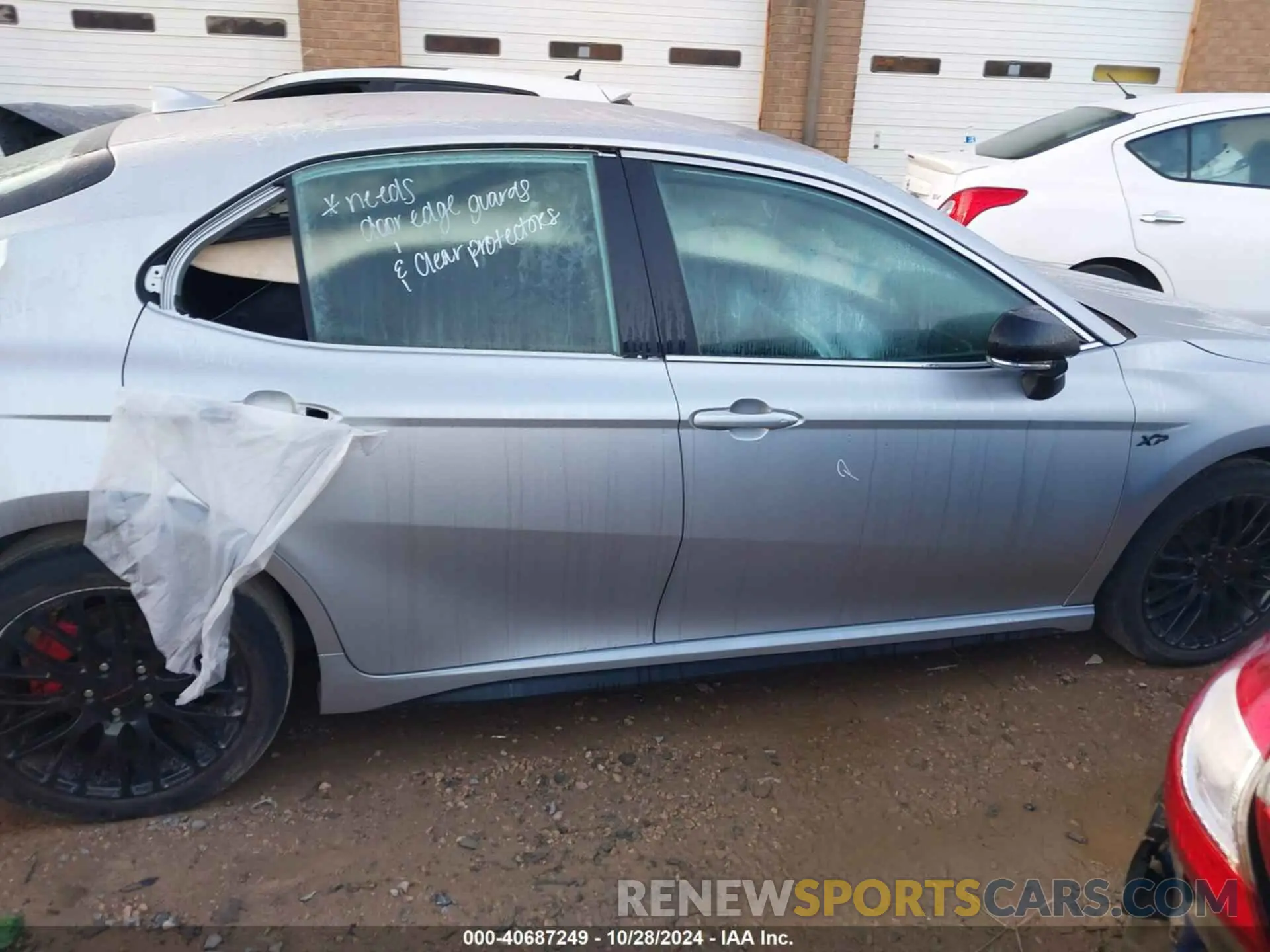 14 Фотография поврежденного автомобиля 4T1T11AK4NU701958 TOYOTA CAMRY 2022