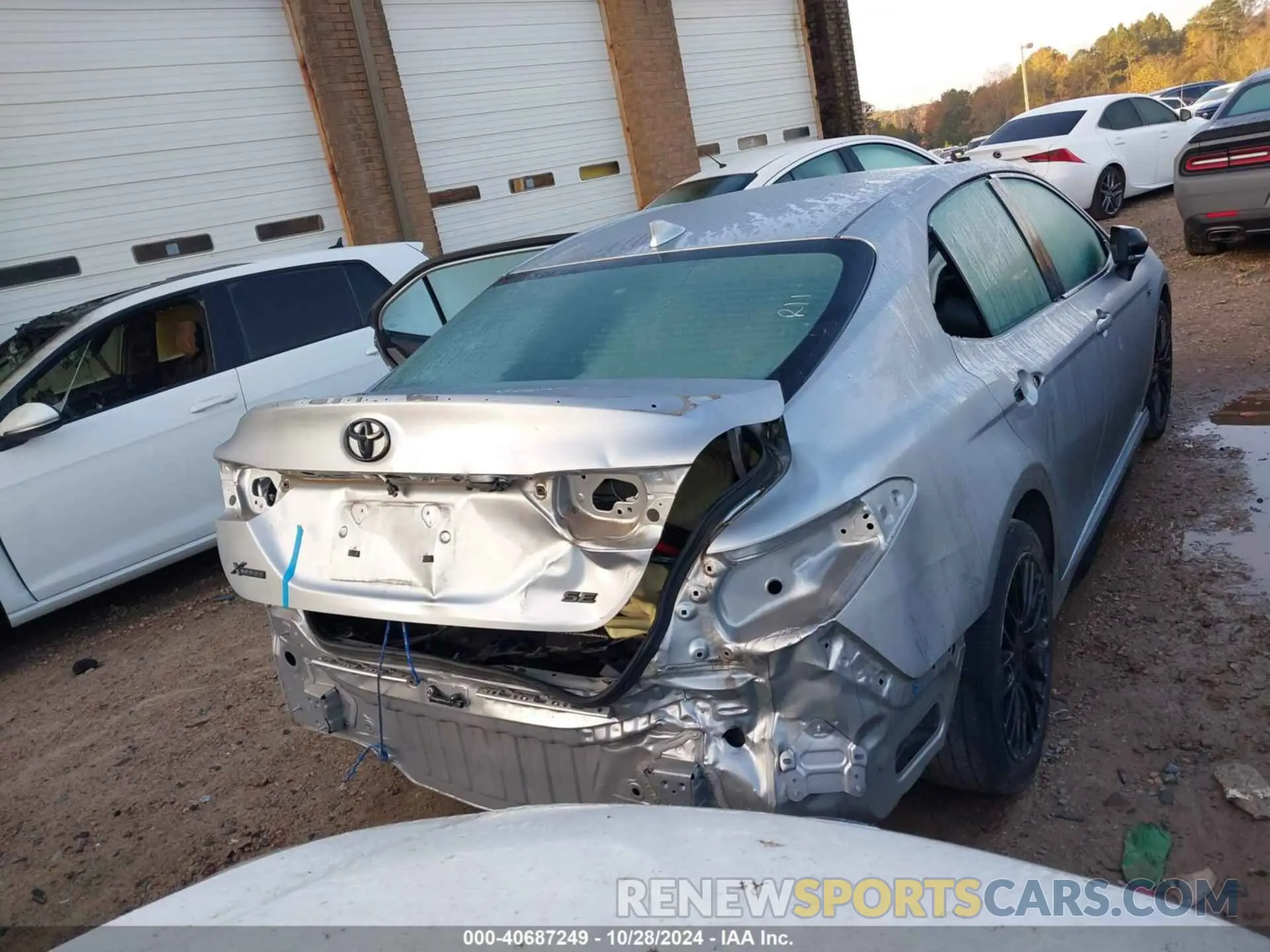 17 Фотография поврежденного автомобиля 4T1T11AK4NU701958 TOYOTA CAMRY 2022