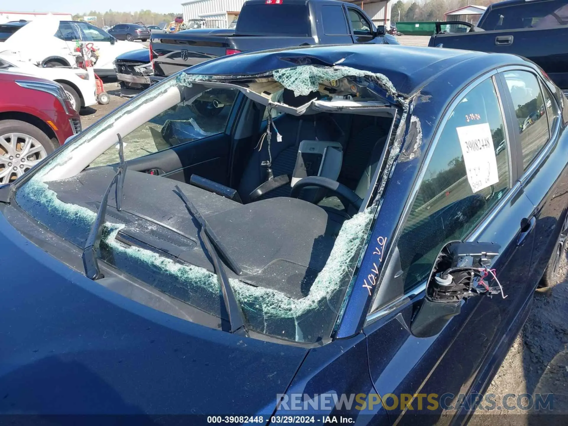 18 Photograph of a damaged car 4T1T11AK5NU617566 TOYOTA CAMRY 2022